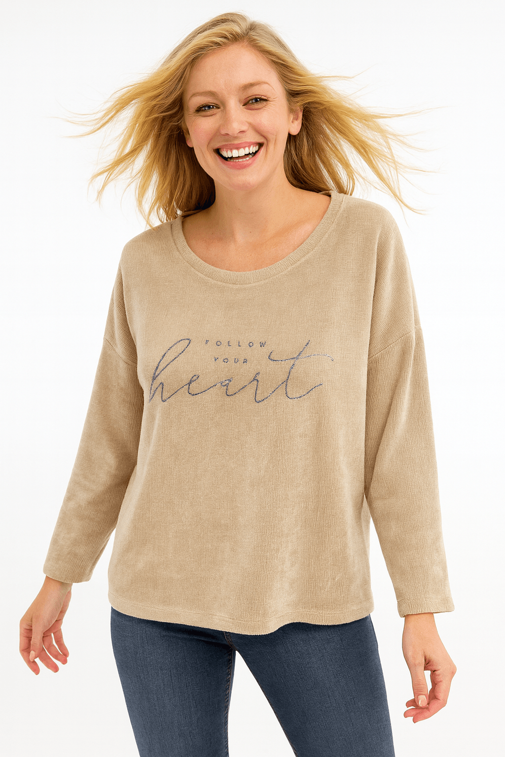 İtalyan Kadife Yazı Detaylı Bluz - BEJ