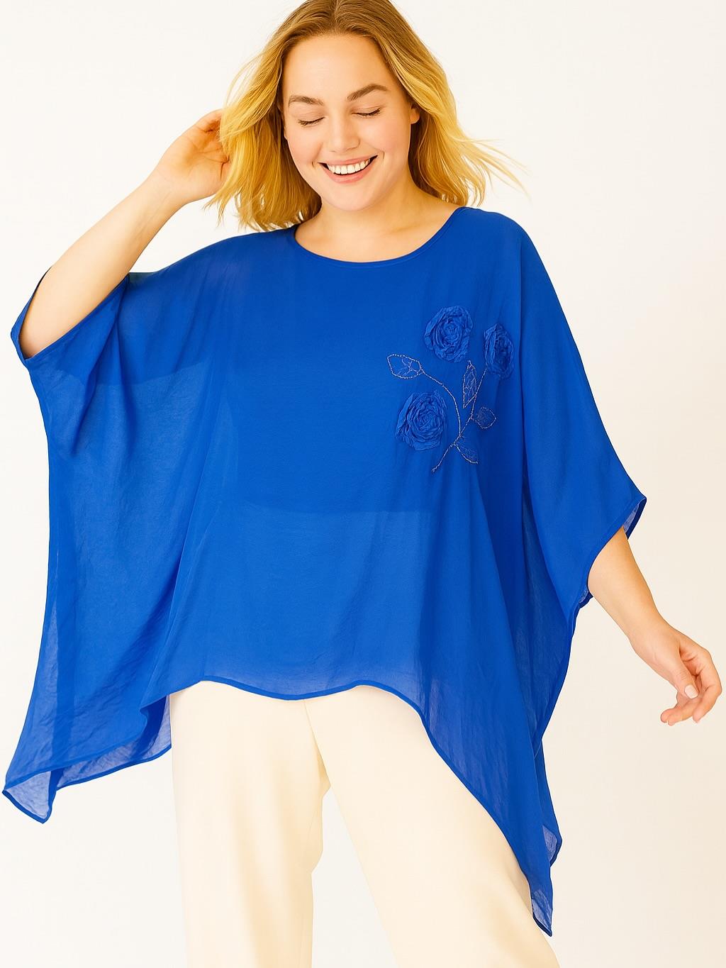 İtalyan Nakış Detaylı İpek Bluz - SAKS MAVİSİ