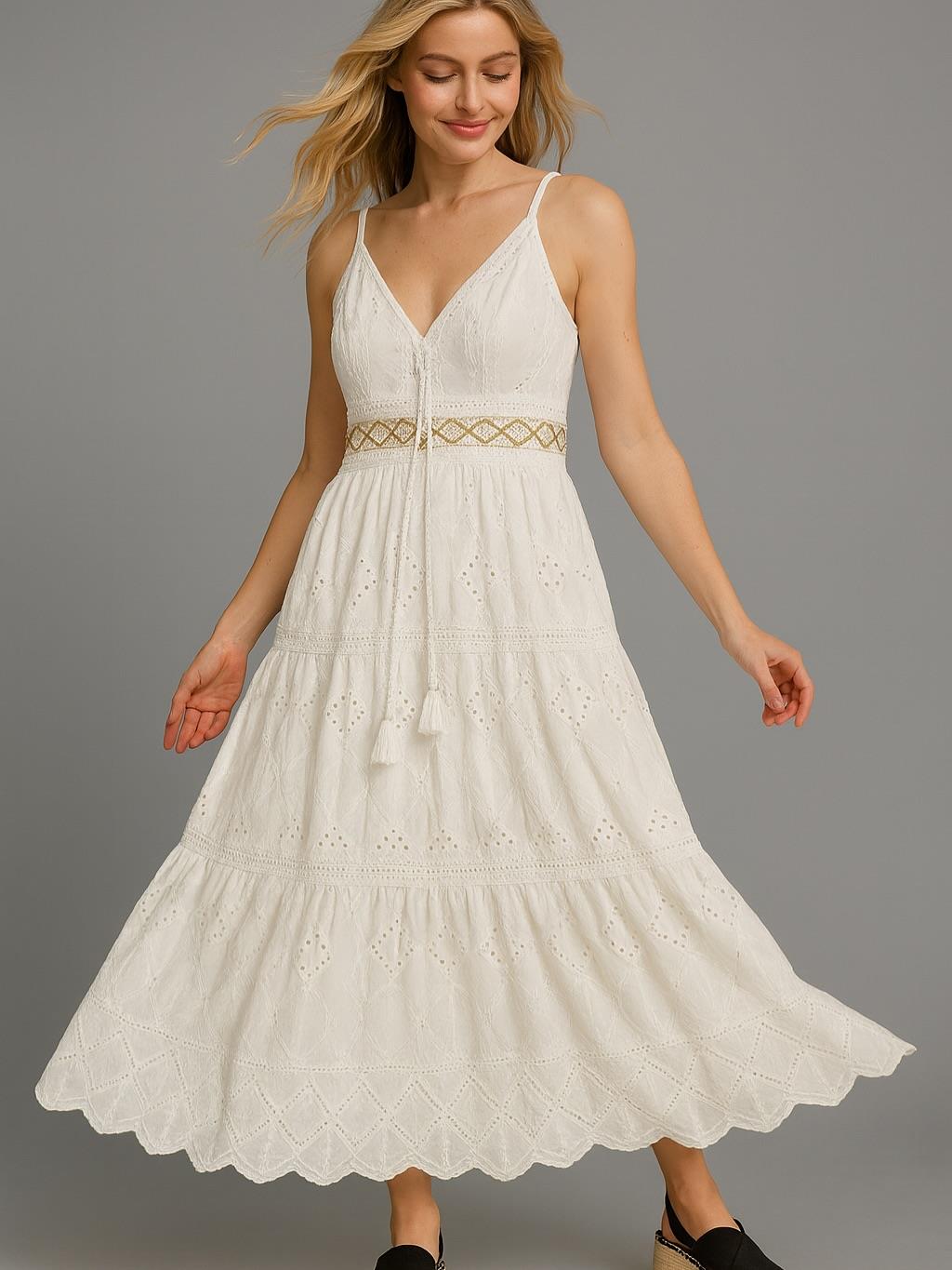 İtalyan Dantel Ponponlu Elbise - BEYAZ