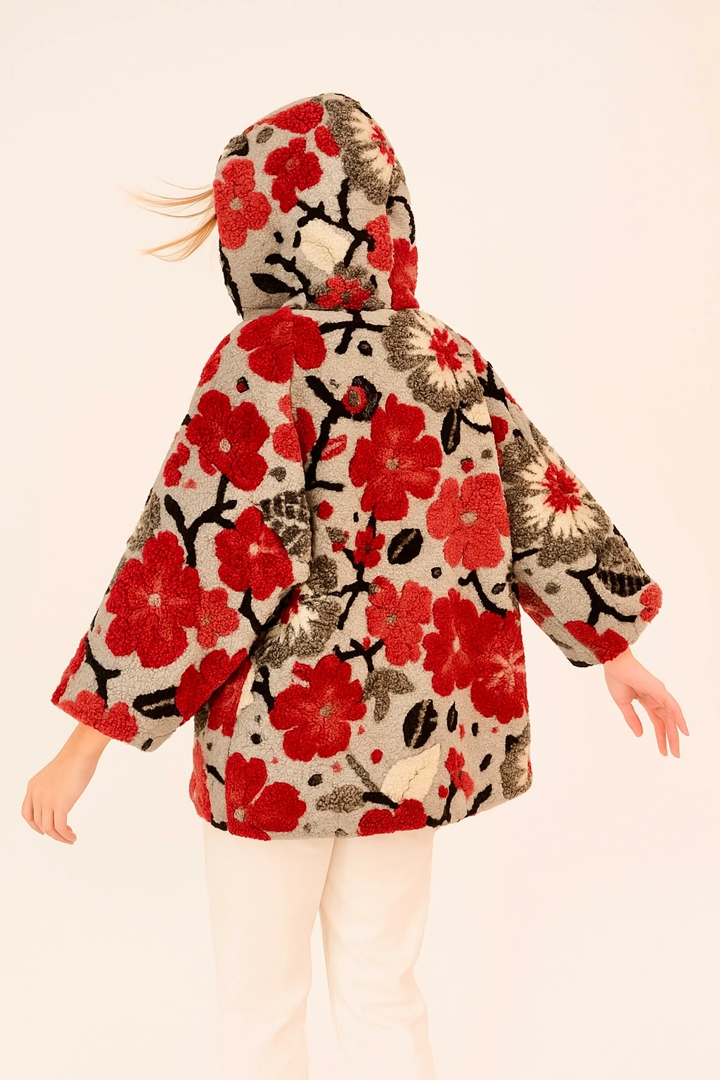 İtalyan Çiçek Kabartmalı Kapüşonlu Keçe Kaban - GRİ