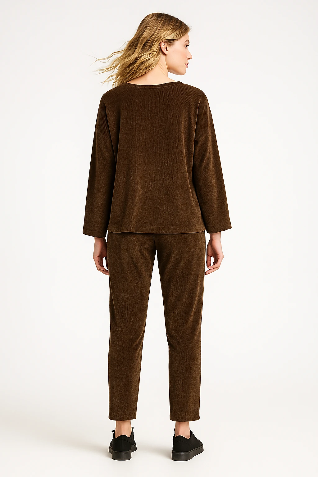 İtalyan Yuvarlak Yaka Kadife Takım - KAHVERENGİ