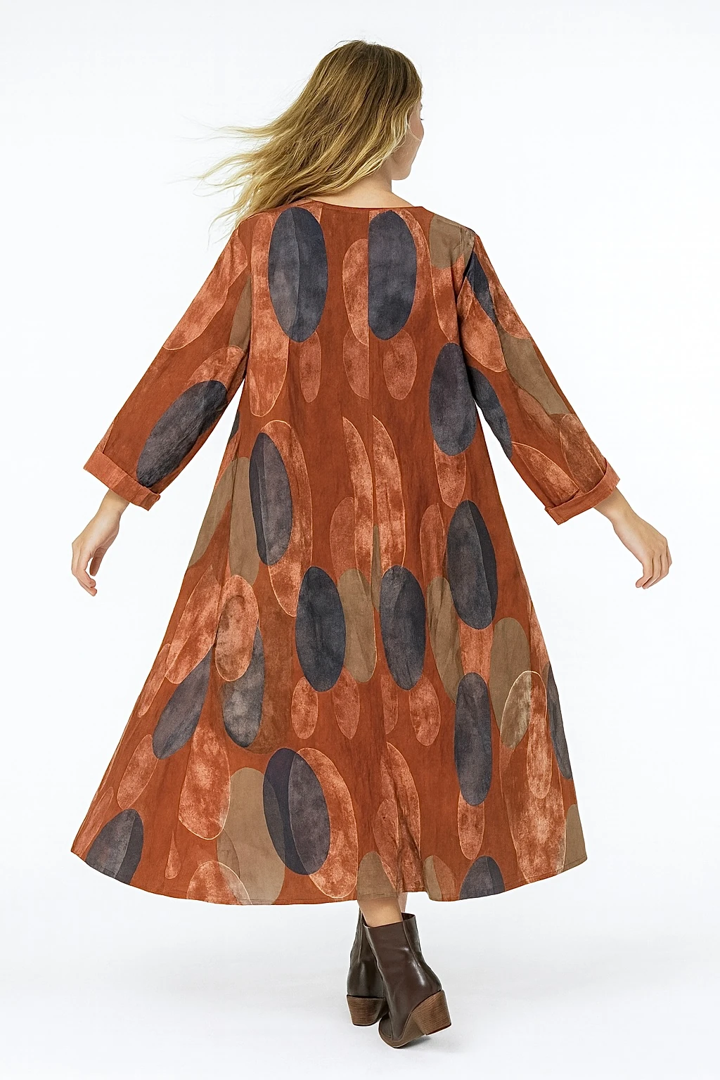 İtalyan Desenli İnce Fitilli Kadife Elbise - TUĞLA