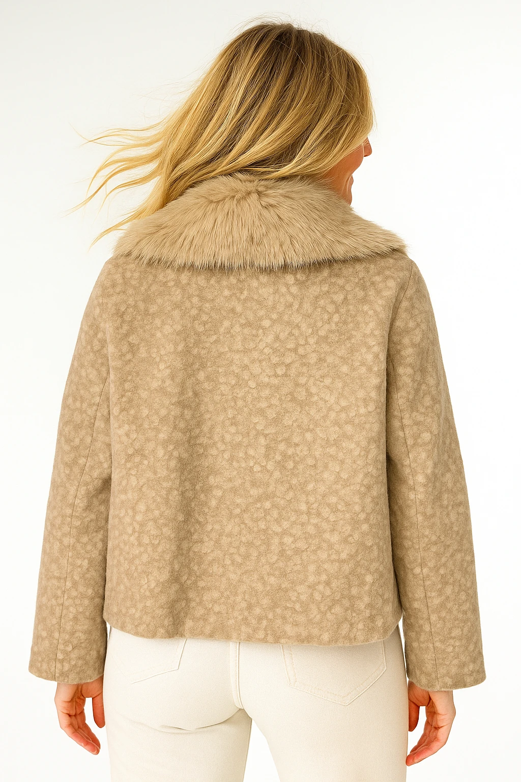İtalyan Kürklü Yaka Keçe Ceket - BEJ