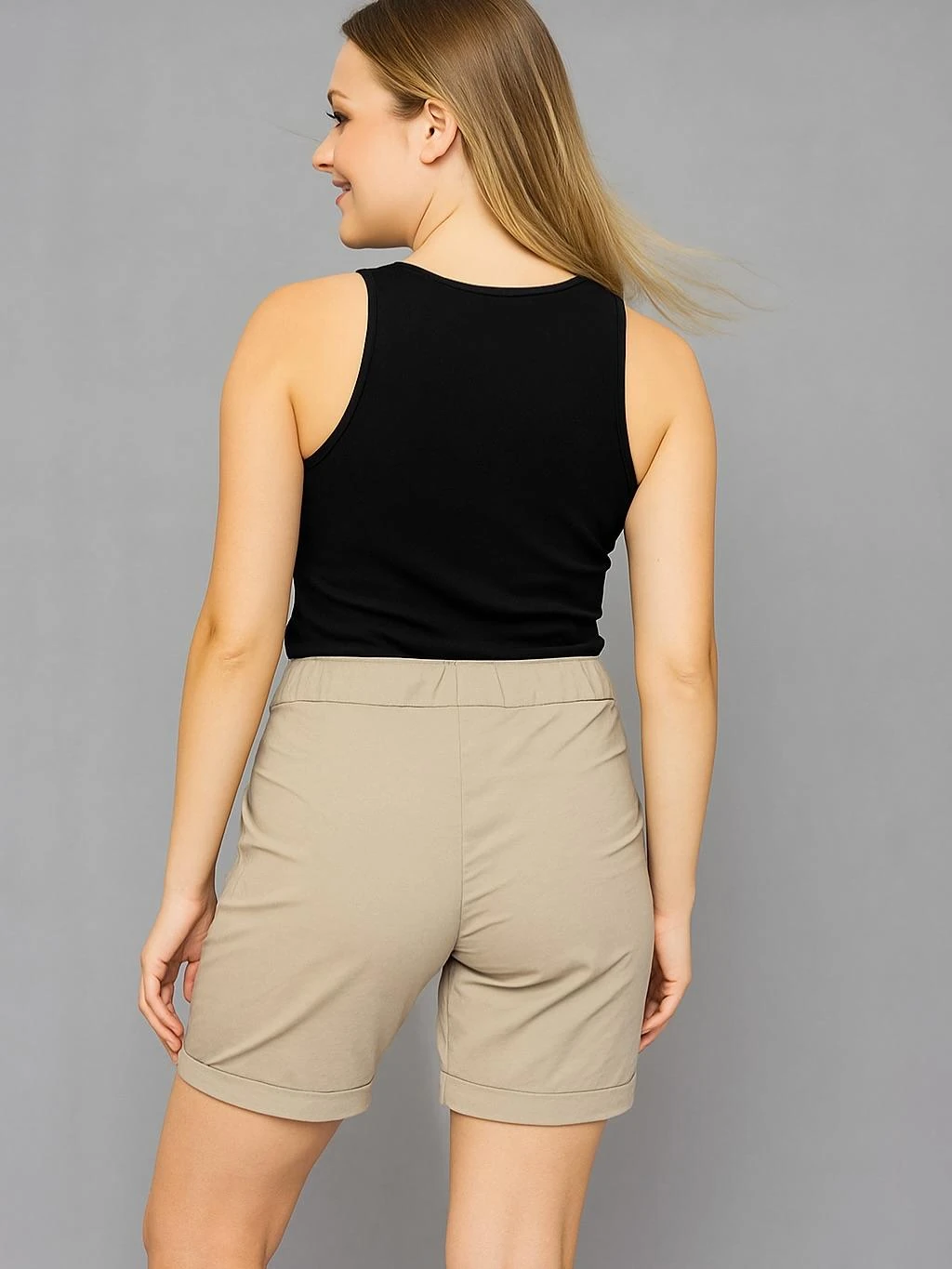 İtalyan Likralı Şort - BEJ