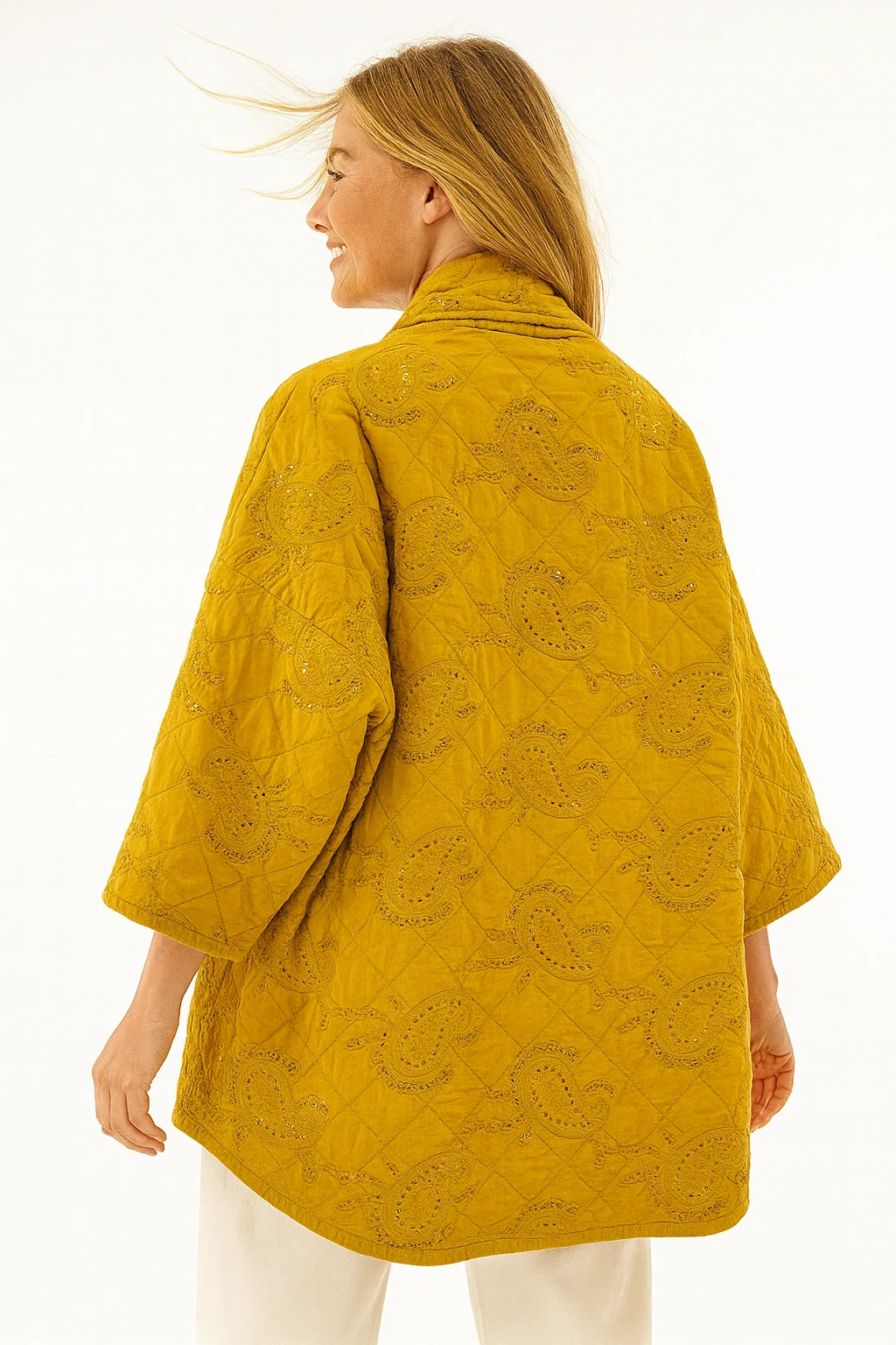 İtalyan Nakışlı Pul Payetli Kapitone Ceket - HARDAL