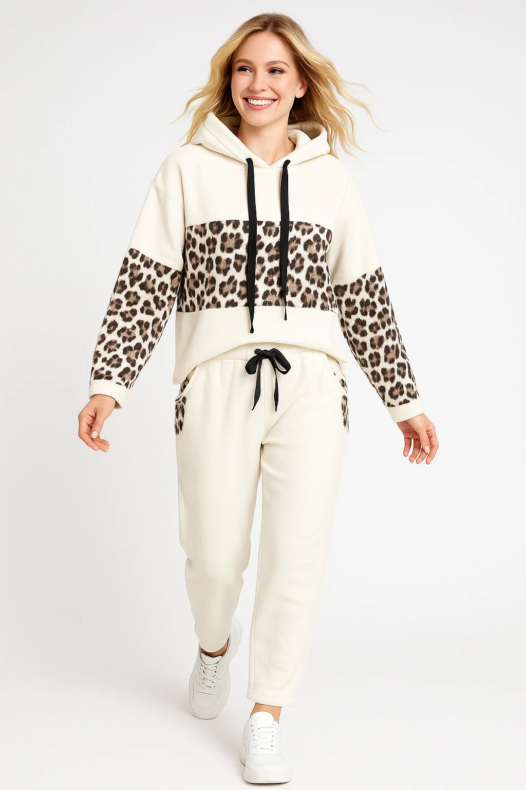 İtalyan Leopar Detaylı Kadife Takım - BEYAZ