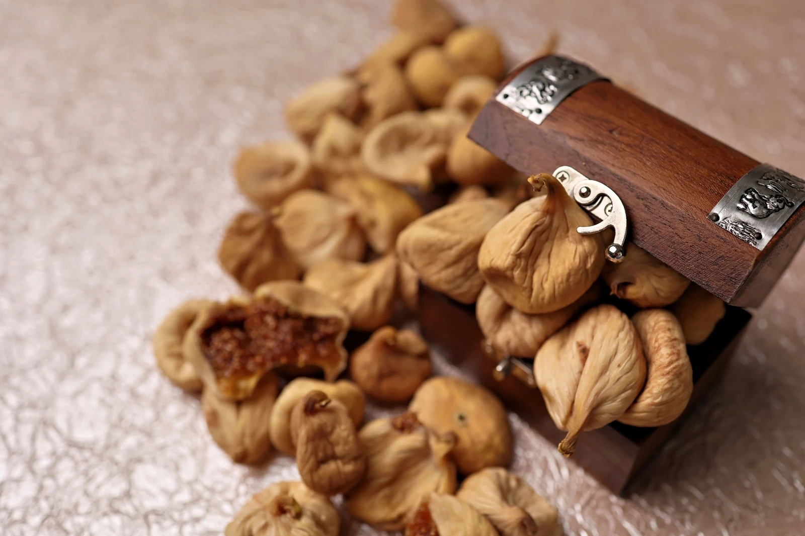 Kuru Incir - Aydın Dağ Inciri Kurusu (İnce Kabuk) - 3 KG