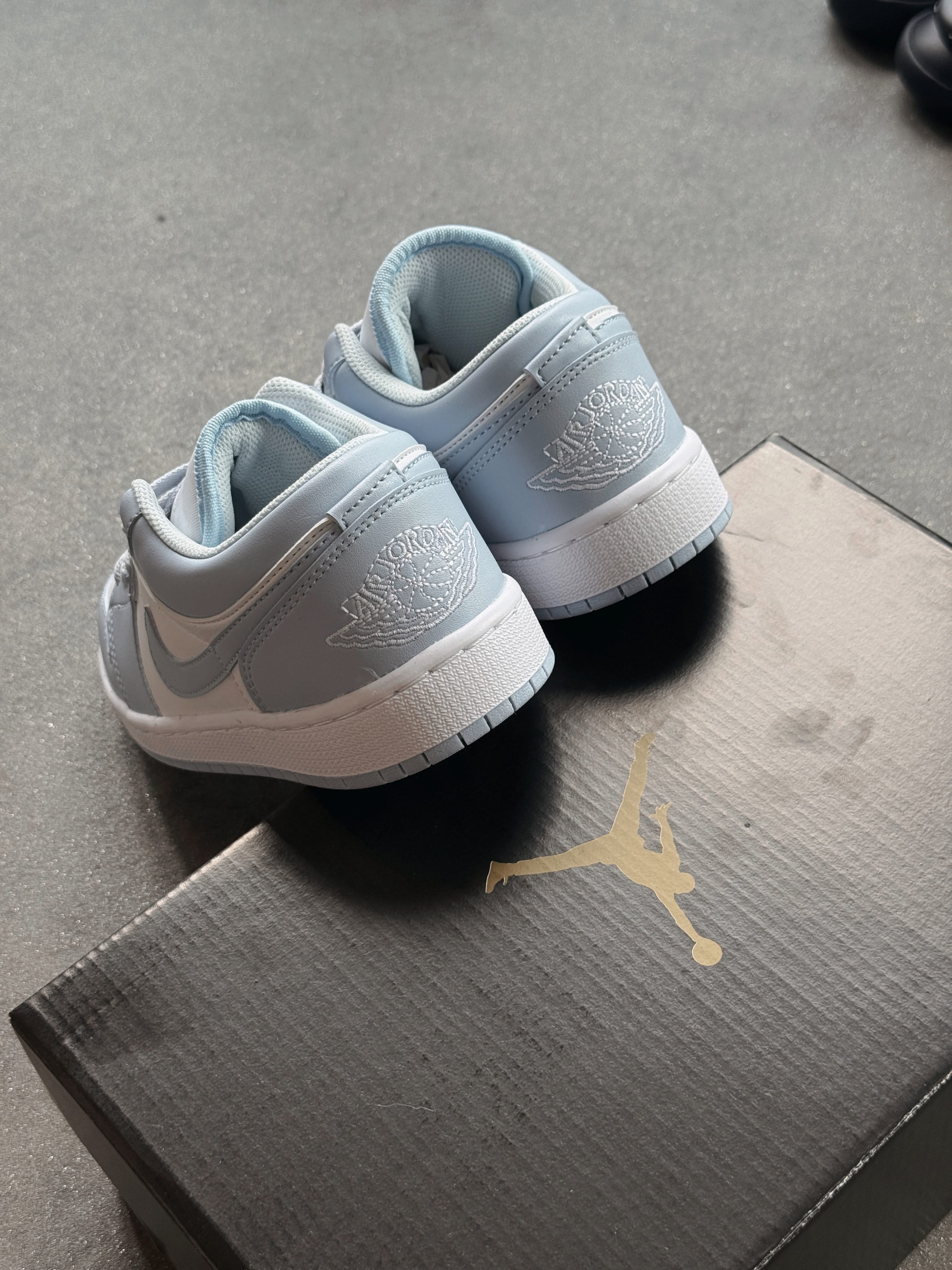 Jordan 1 - Mavi