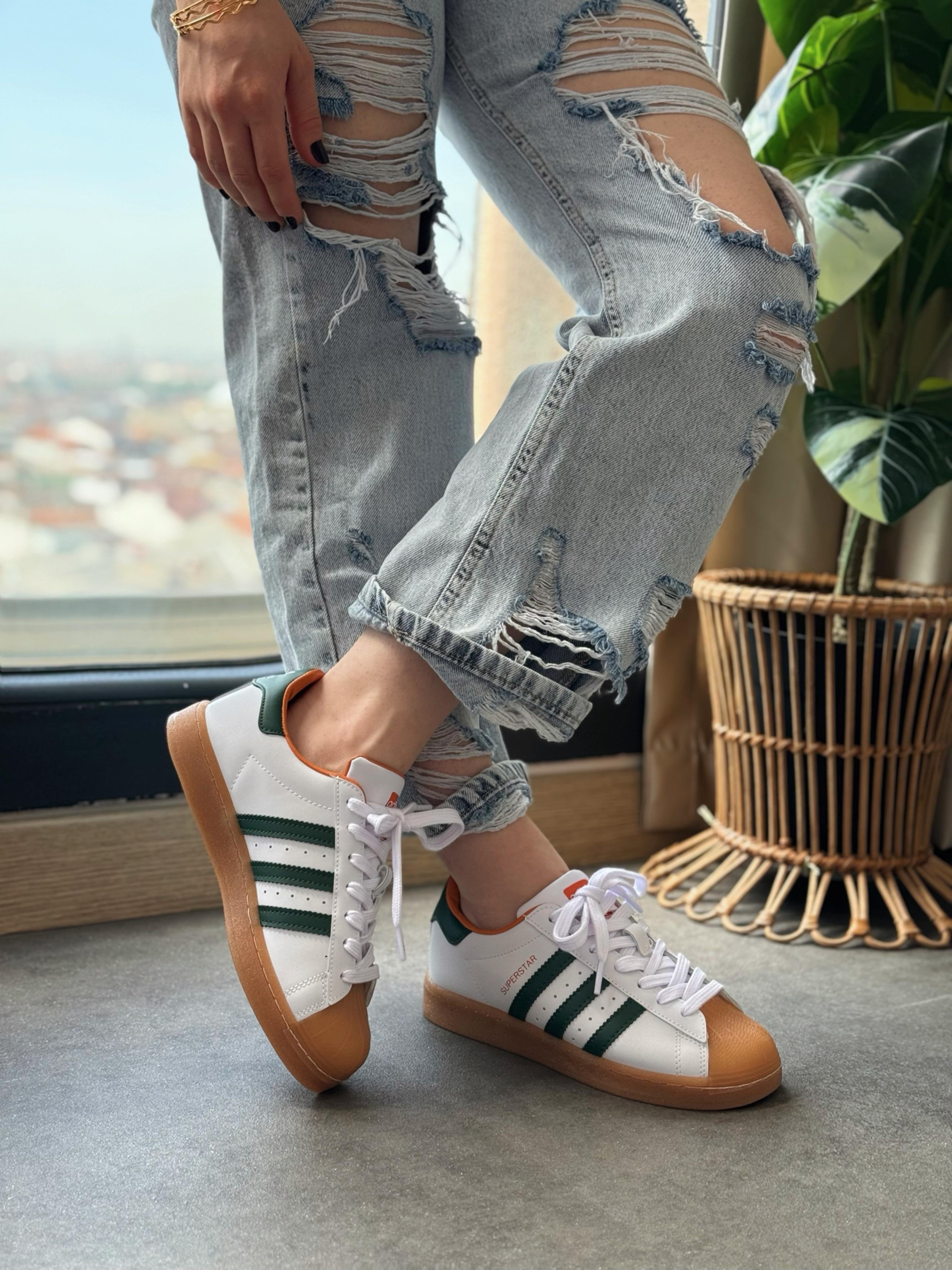 Superstar
