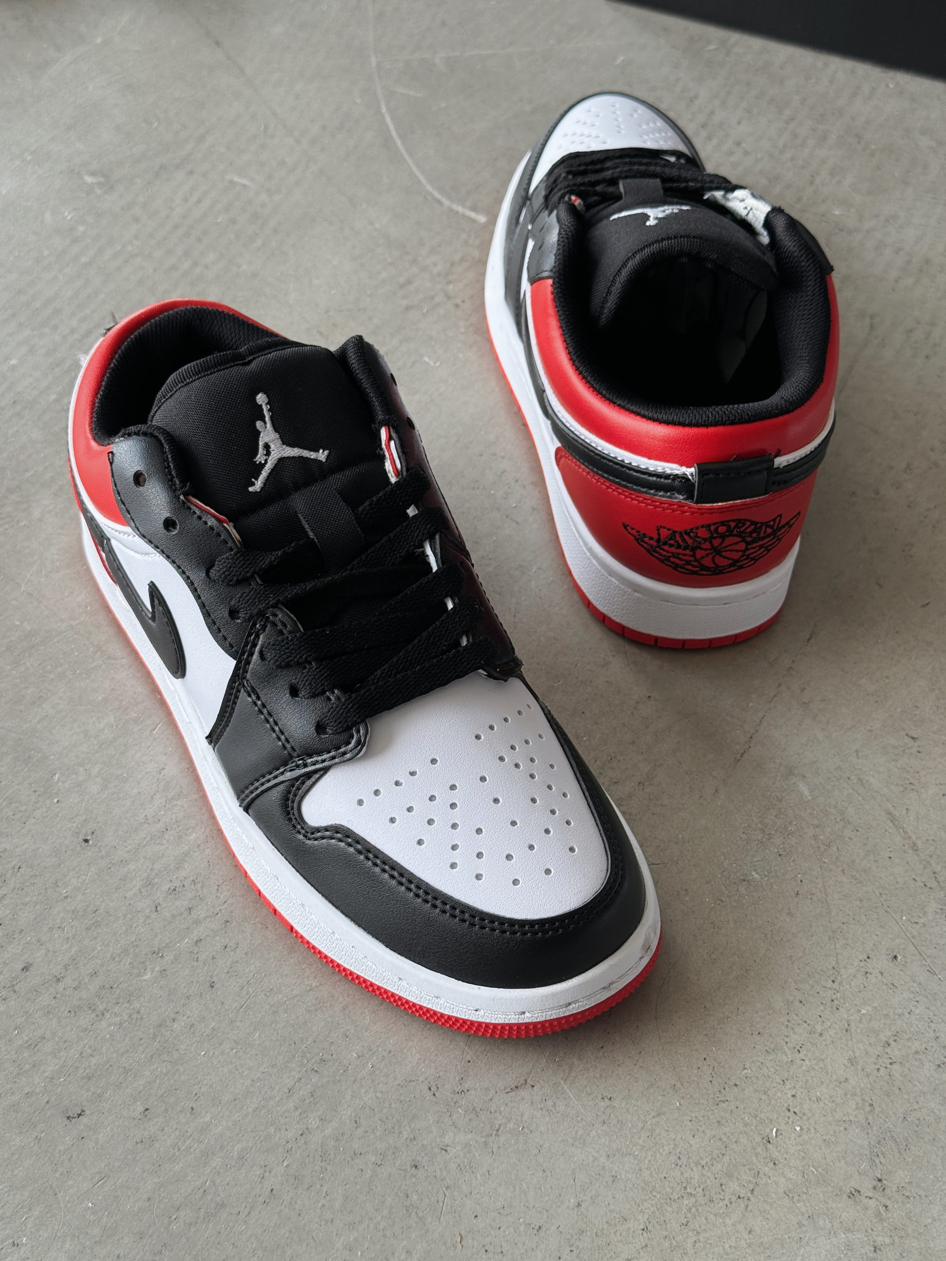 Jordan 1 - Siyah Kırmızı
