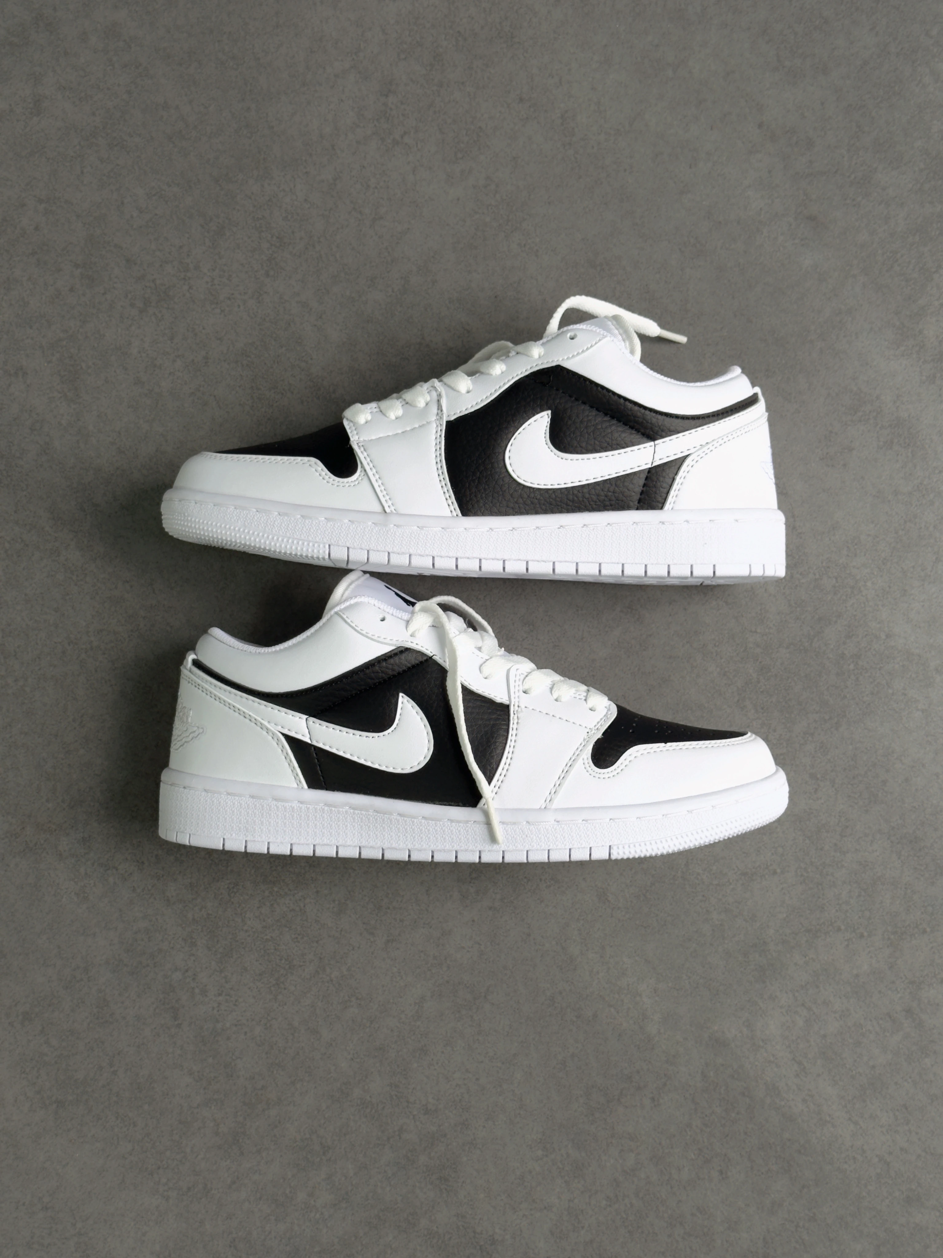 Jordan 1 - White Black