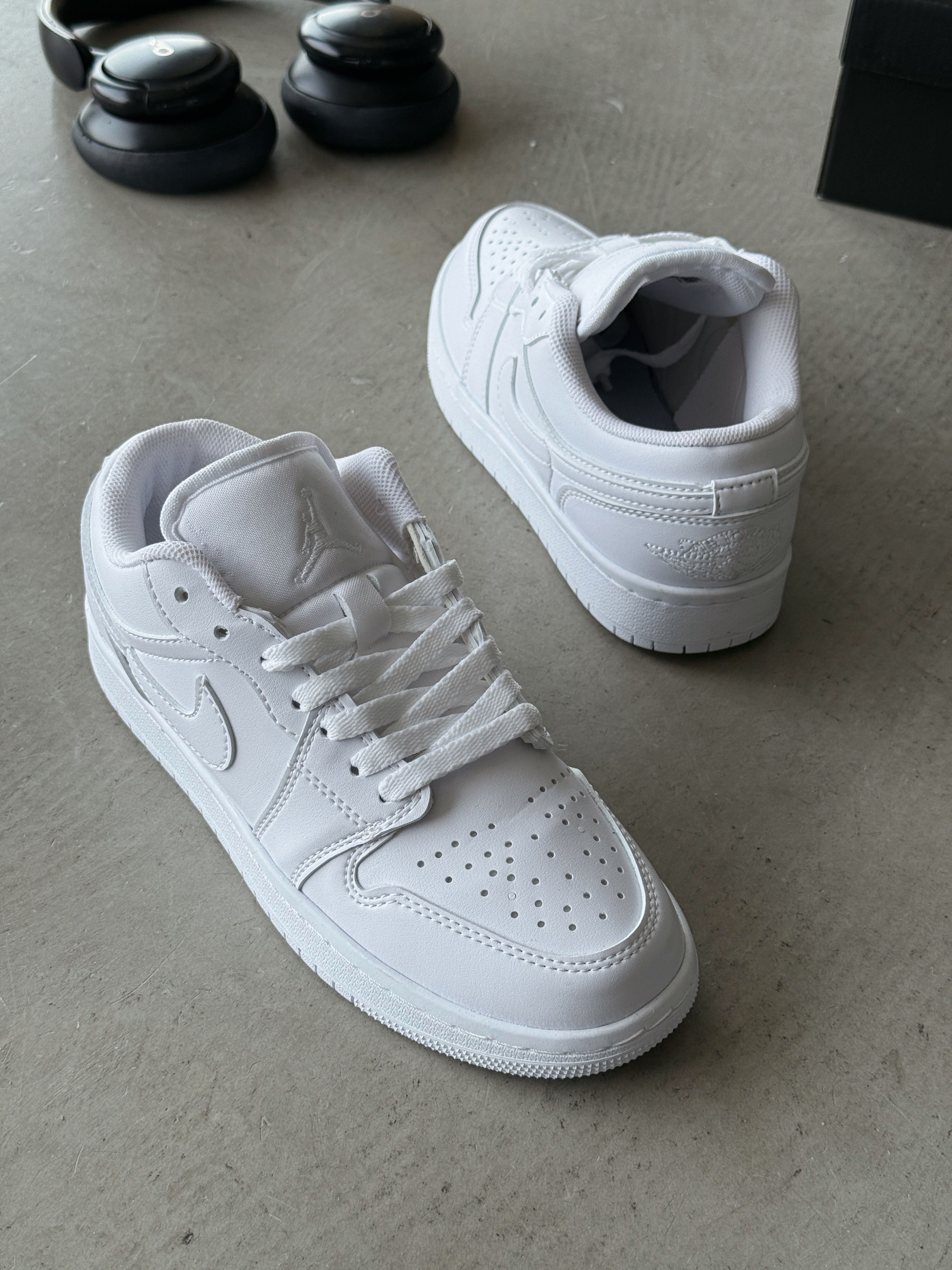 Jordan 1