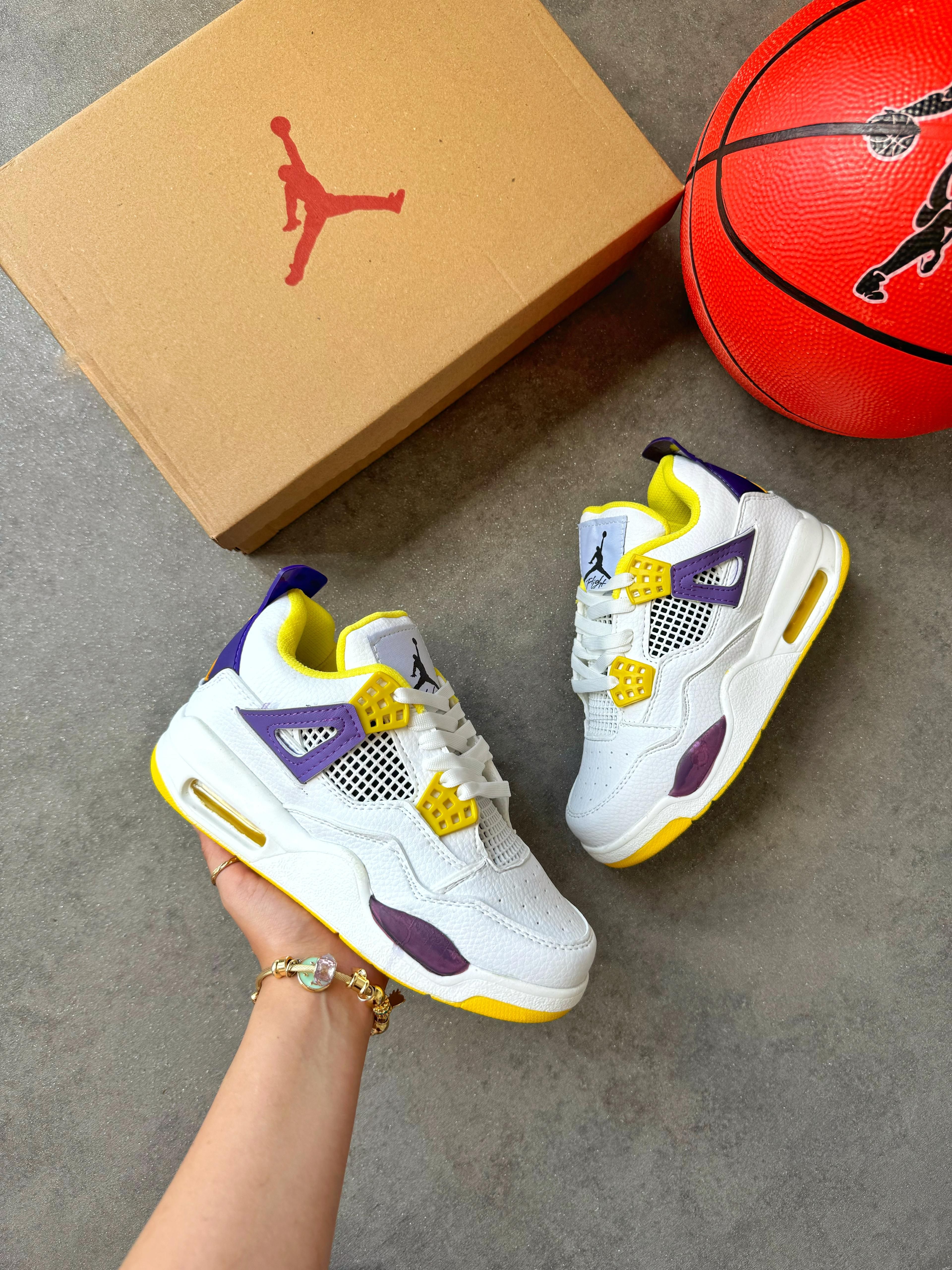 Jordan 4