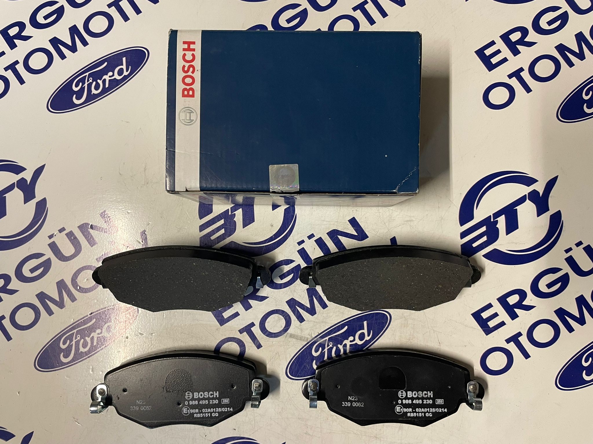 Ford Mondeo/Jaguar Ön Fren Balata | Bosch 0 986 495 240 BP2186 | MONDEO III 00>07 JAGUAR X TYPE 04>09
