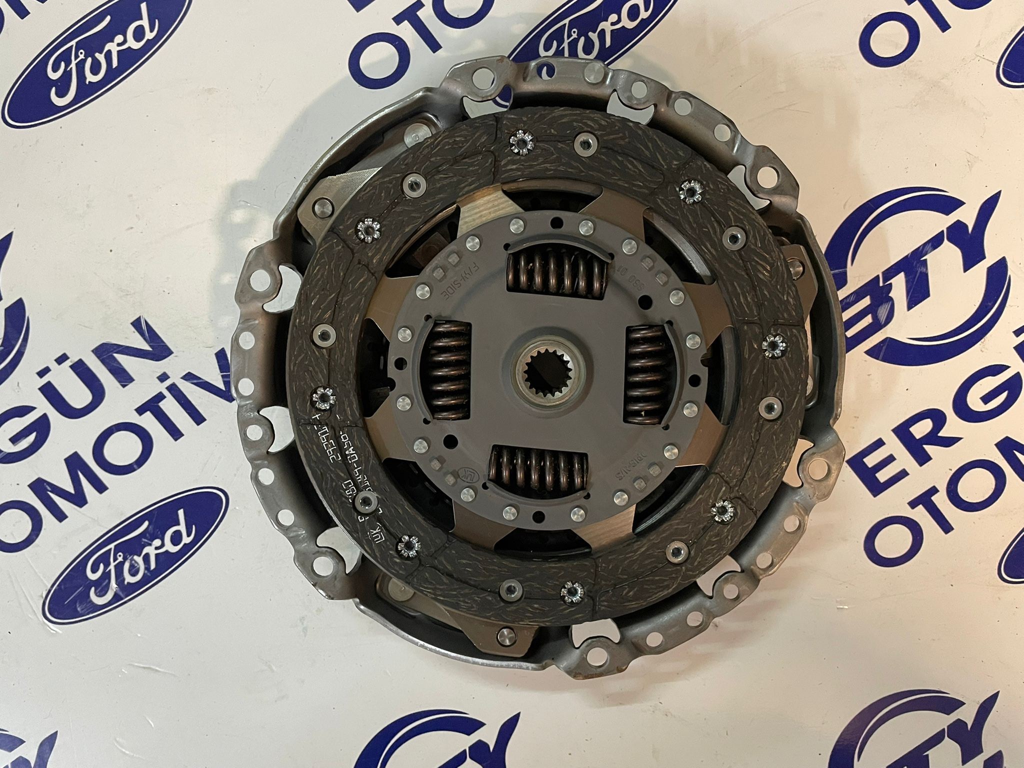 Ford Fiesta 1.4 Benzinli Debriyaj Seti | LUK 2S61 7540 EB | Baskı Balata