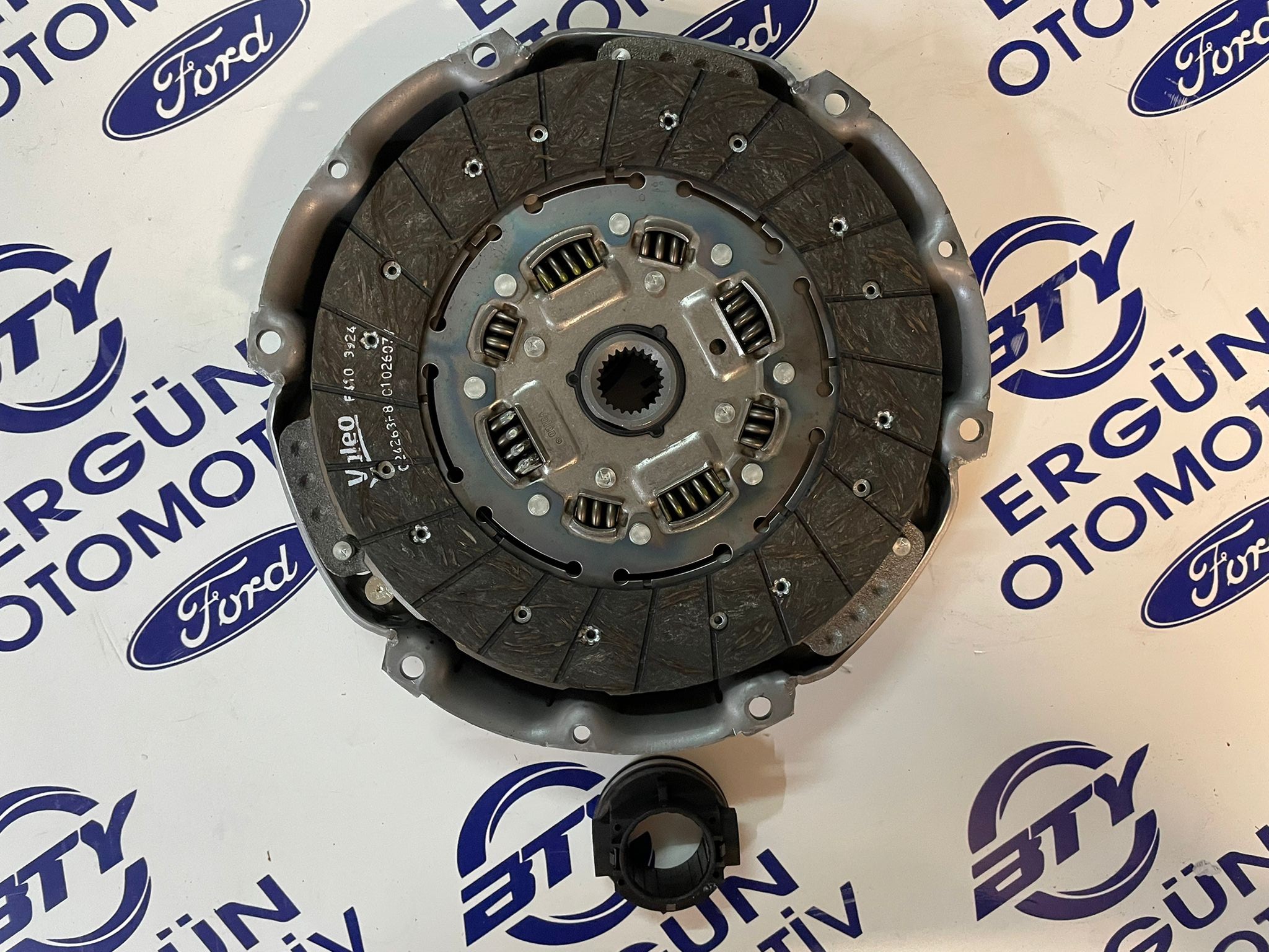 Ford Transit T15 25D Rulmanlı Debriyaj Seti | Valeo 826296 | Baskı Balata