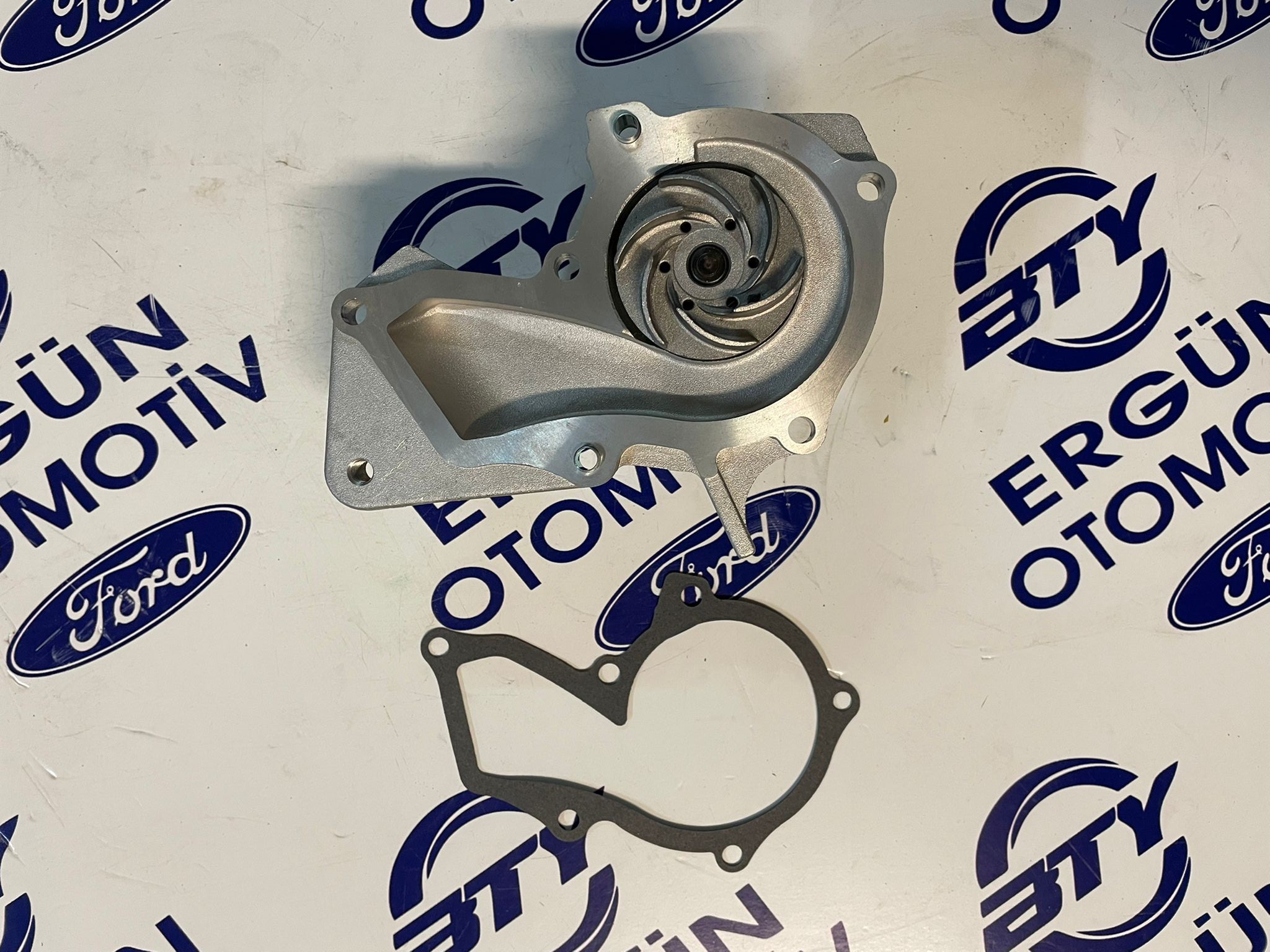 Ford Fiesta/Fusion/Focus/Mondeo Devirdaim Su Pompası | MGA 65256 DEVİRDAİM SU POMPASI
