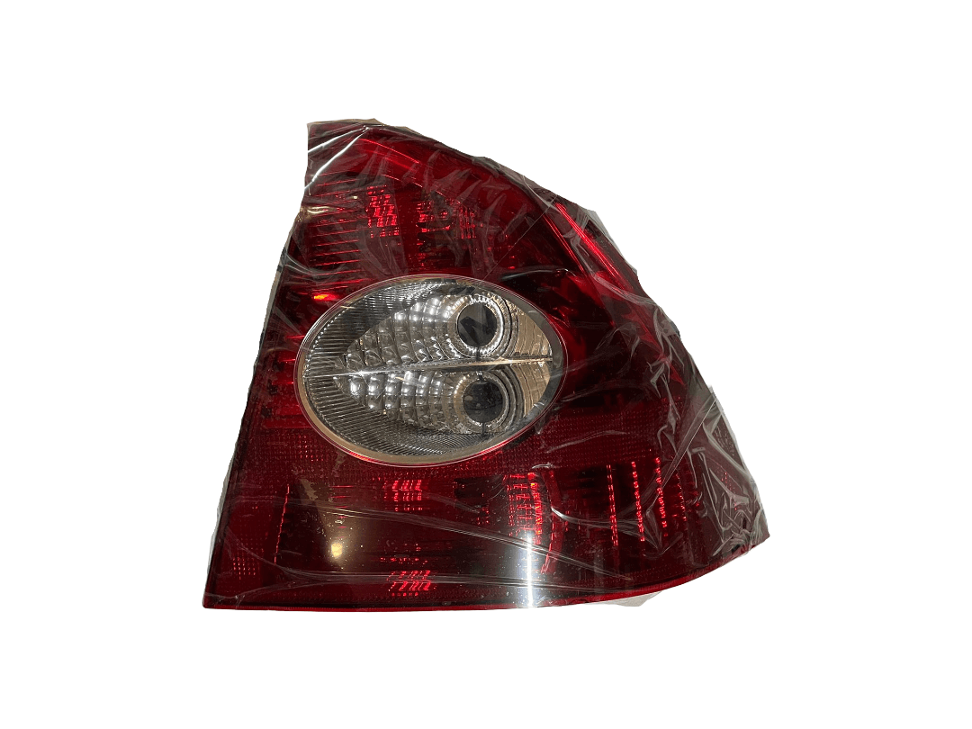 Ford Focus 2004-2008 Sedan Duysuz Sağ Stop | BSG 30-805-019 - 5M51 13A602AA