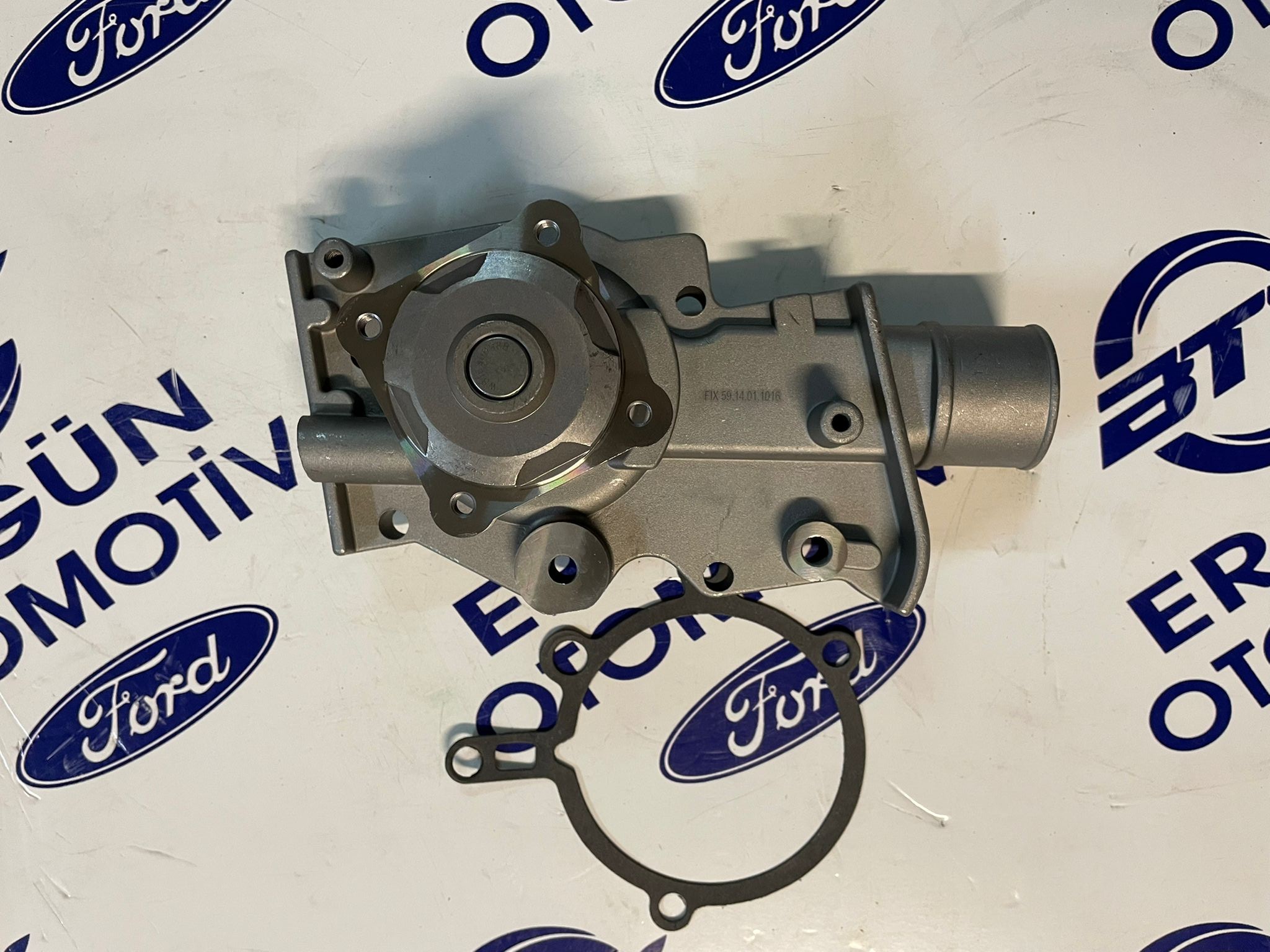 Ford Escort CLX 1.6 ZETEC 1995-2000 Devirdaim Su Pompası | BUGATTİ 928X 8591 AA DEVİRDAİM SU POMPASI