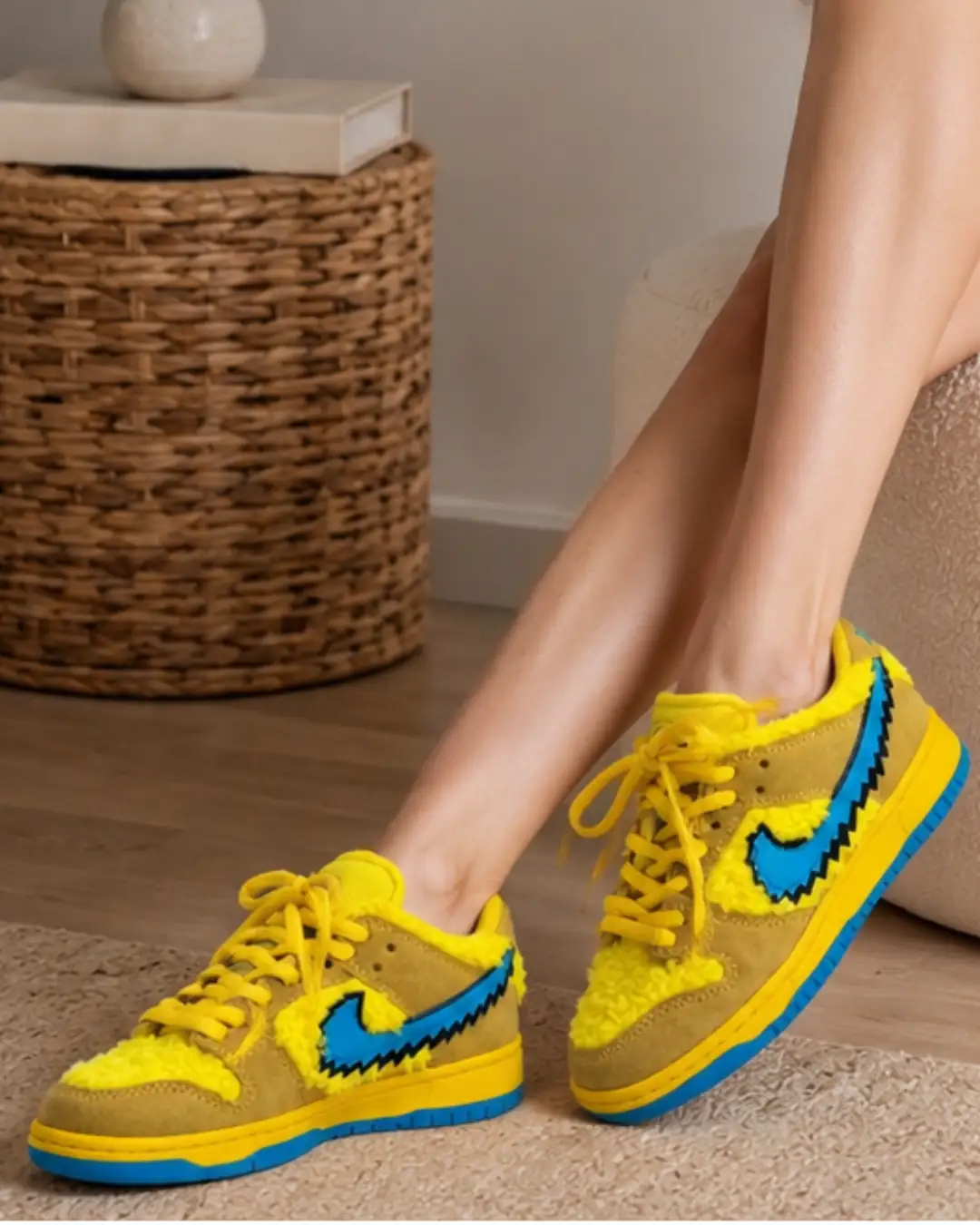 Sneakers