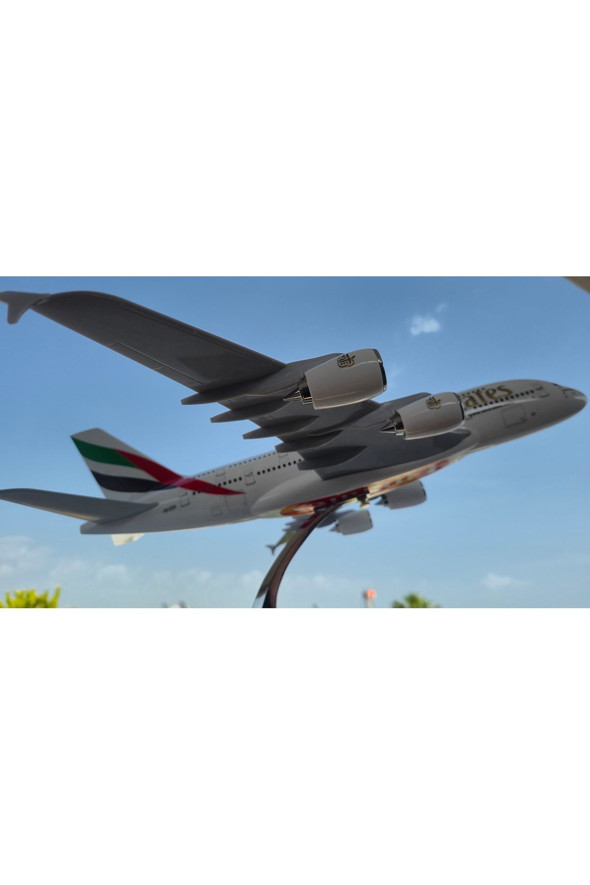 Metal Emirates Standlı Uçak Biblo