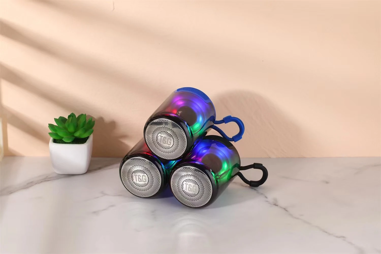 Ecruz TG314 Ayarlanabilir RGB Işıklı Bluetooth Hoparlör Speaker