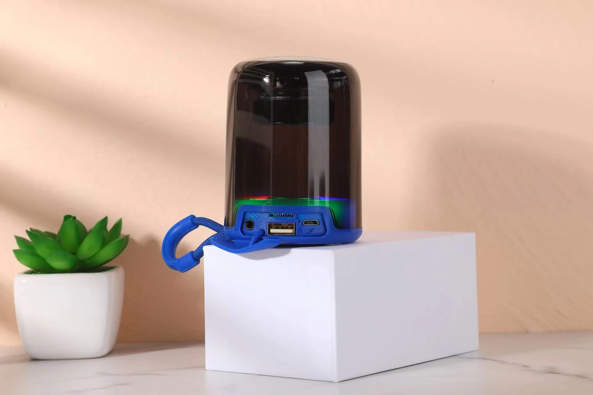 Ecruz TG314 Ayarlanabilir RGB Işıklı Bluetooth Hoparlör Speaker