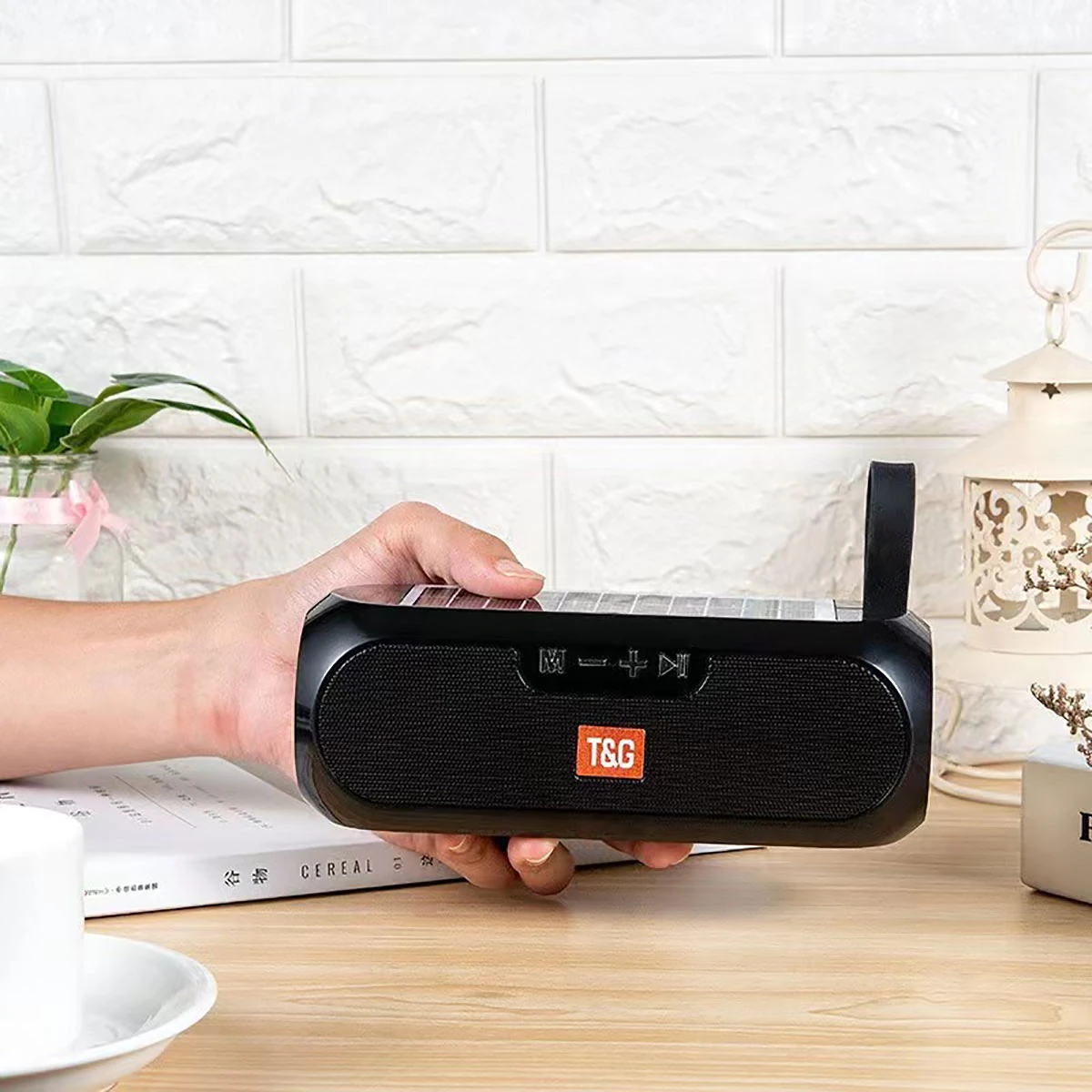 Ecruz TG182 Güneş Enerjili FM Radyo Özellikli AUX USB Kart Okuyucu Portlu Bluetooth Hoparlör Speaker