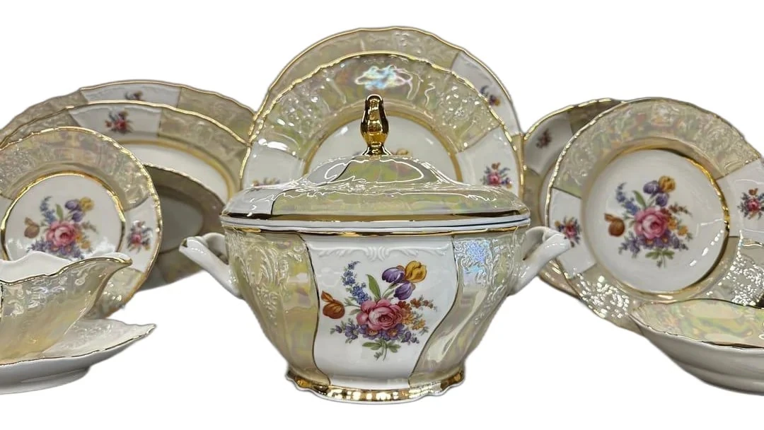 BERNADOTTE SEDEF ÇİÇEK 77 Parça 12 Kişilik Yemek Takımı