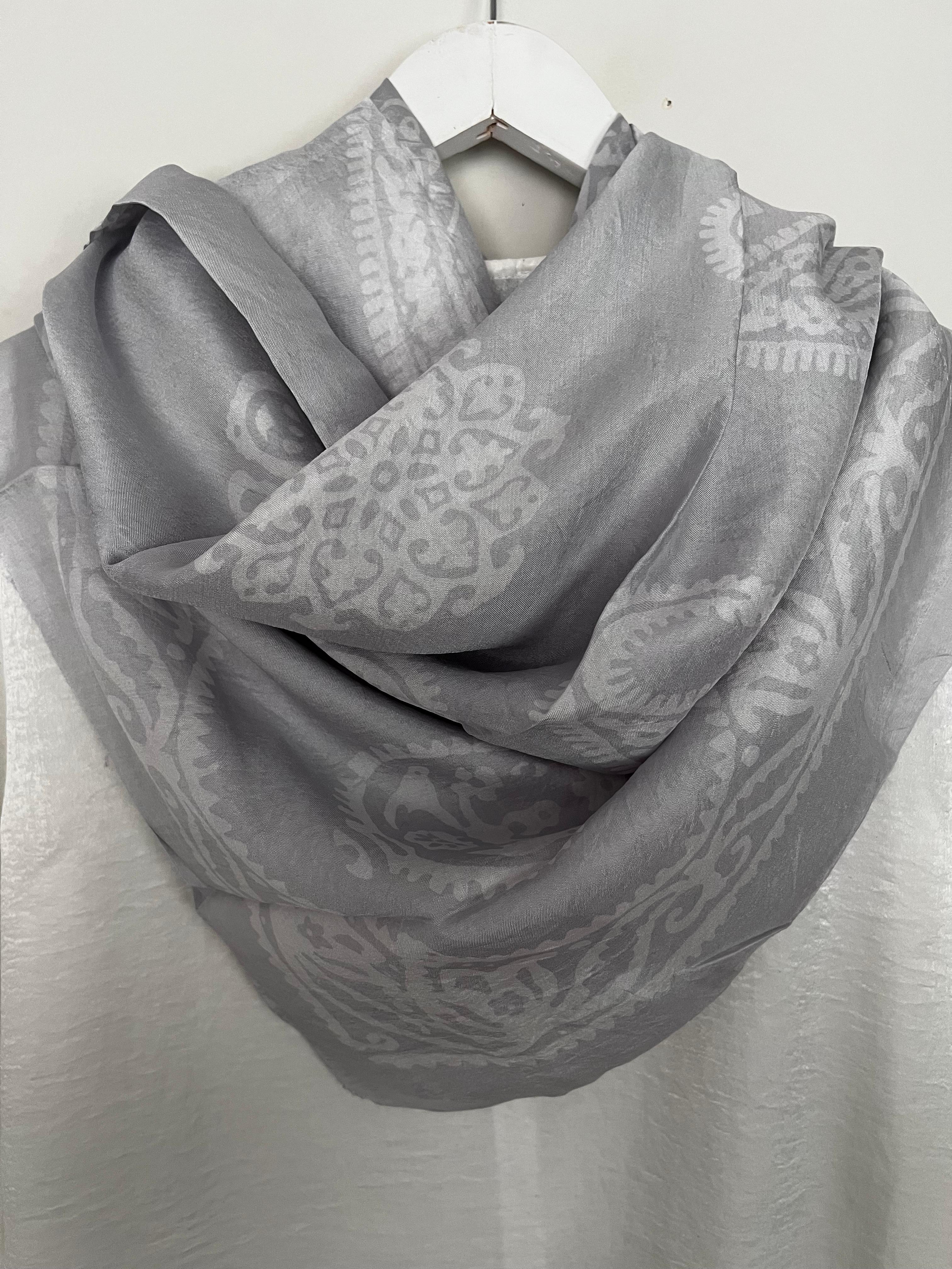 Gümüş Azerbaycan İpeği Kelagayi Eşarp 150x150