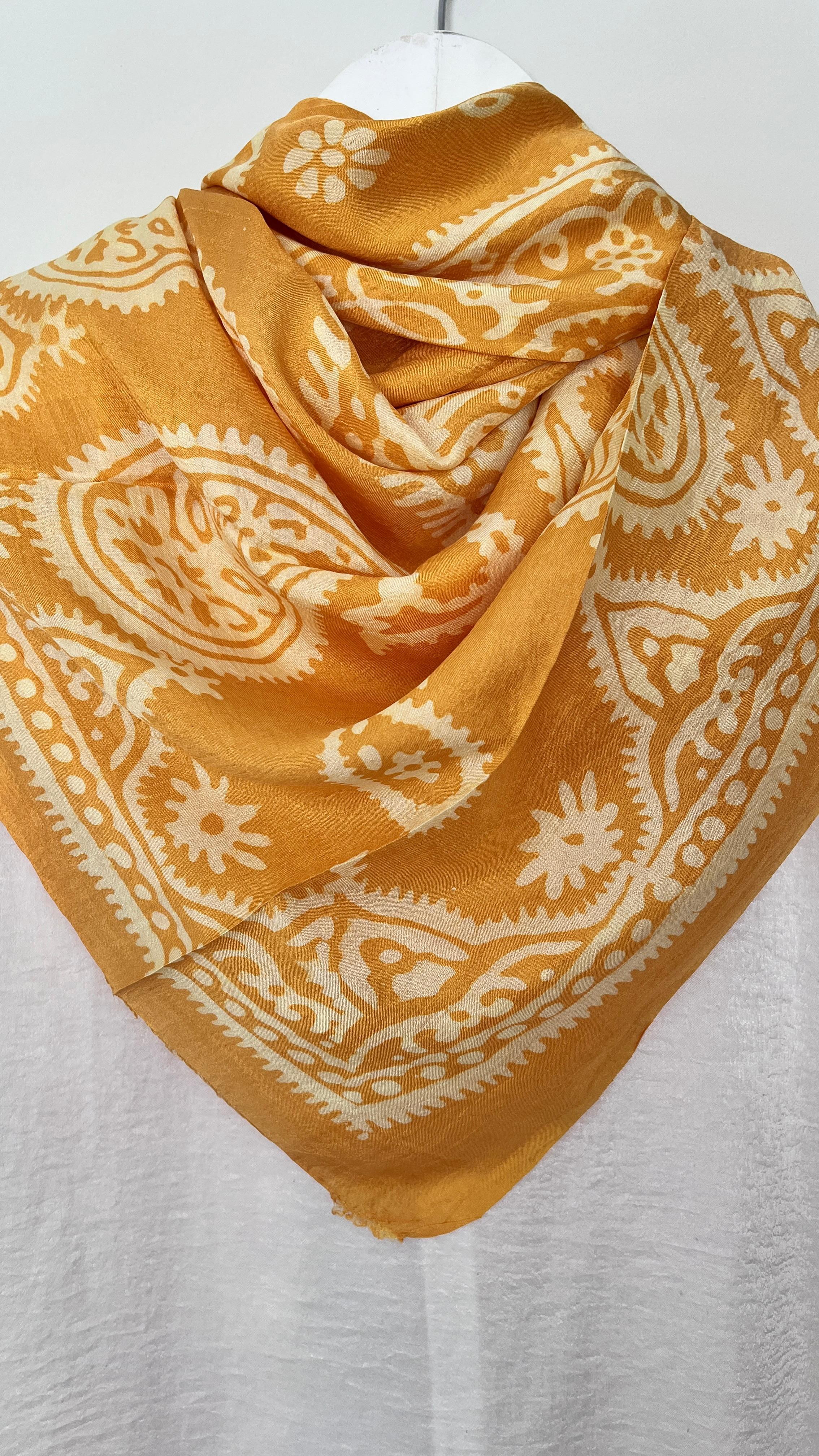 Sarı Saf Koza İpek Kelagayi Eşarp 150x150