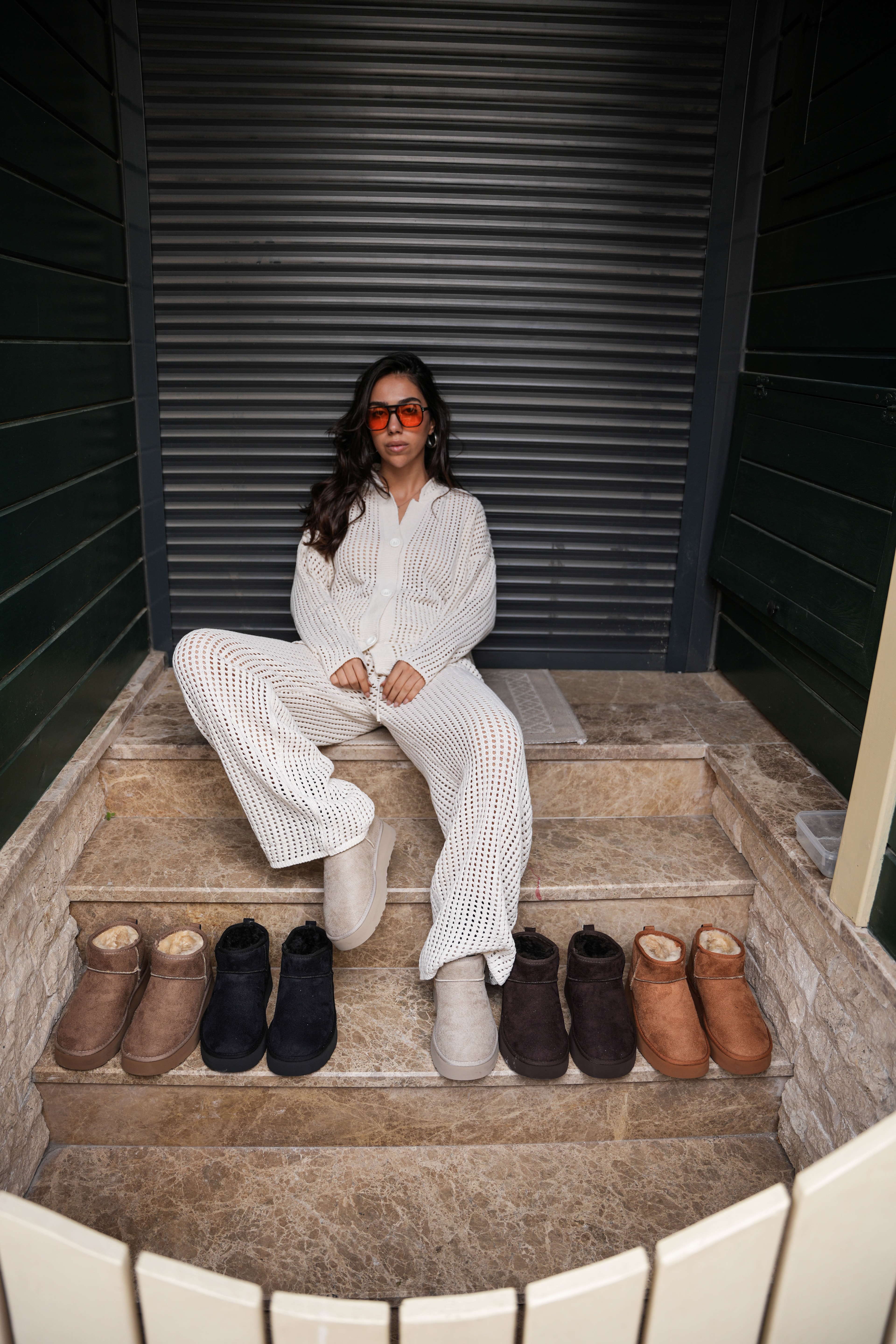 Kadın Mini Taba Süet Içi Kürklü Kalın Taban Kadın Bot Perissa