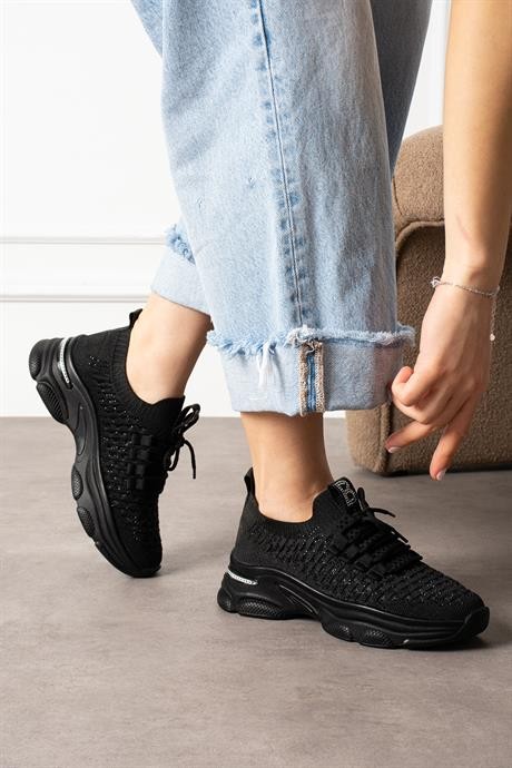 Kadın Sneaker Kalın Taban Bağcıklı Triko Taş Detaylı Spor Ayakkabı Bome Siyah