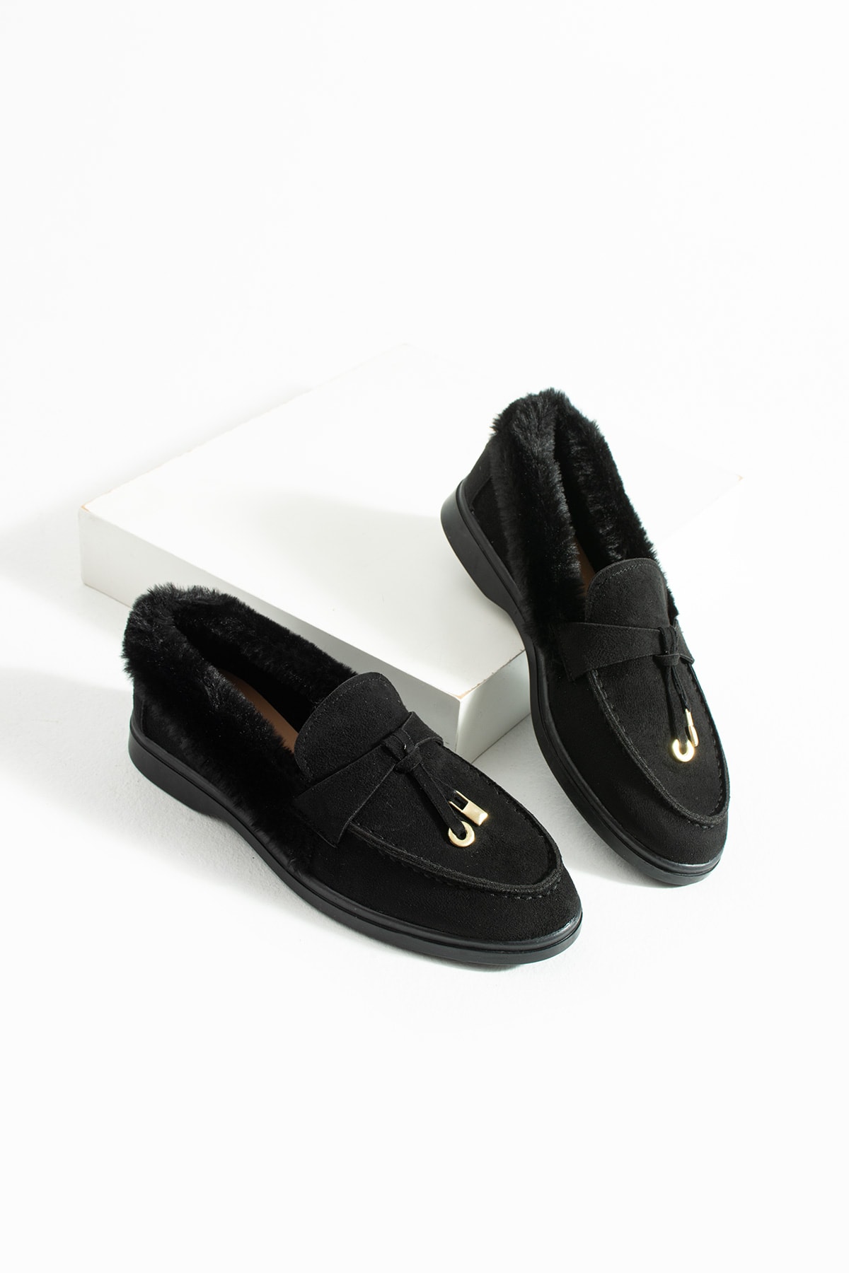 Kadın Siyah Loafer Peluş Tüylü Rahat Süet Ayakkabı Puffy