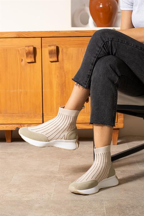 Kadın Bej Triko Taşlı Çorap Formlu Rahat Spor Ayakkabı Ribas