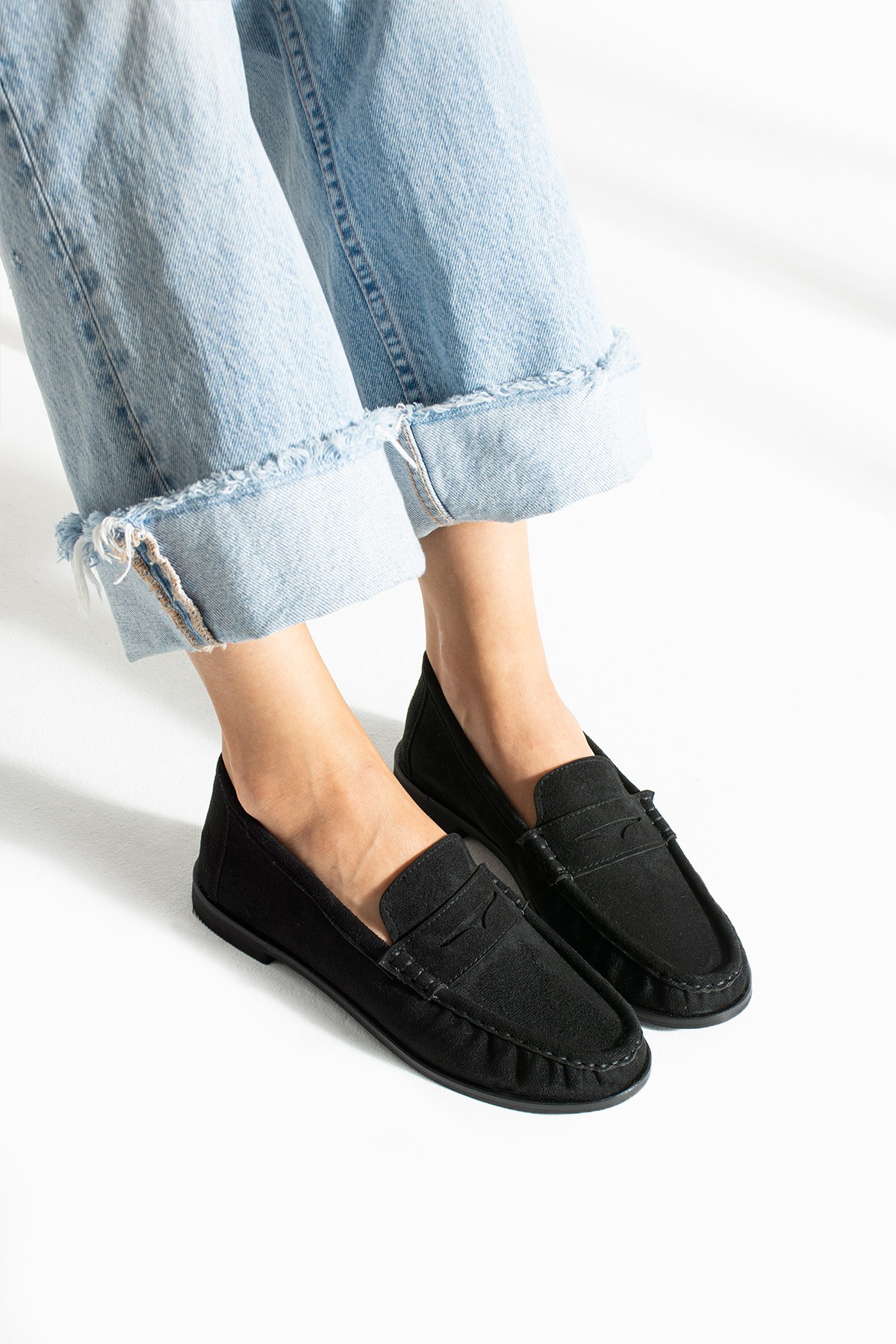Lucy Kadın Loafer Saraç Detaylı Rahat Günlük Ayakkabı Siyah süet