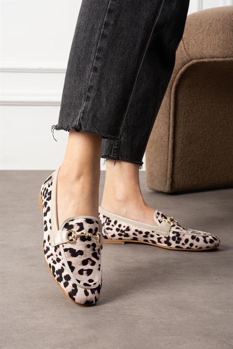 Kadın Bej Leopar Yumuşak Deri Zincirli Loafer Günlük Ayakkabı Renos