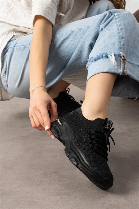 Kadın Sneaker Kalın Taban Bağcıklı Triko Taş Detaylı Spor Ayakkabı Bome Siyah