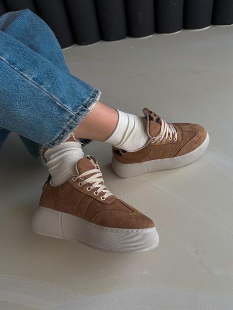 Kadın Sneaker Taba Süet Yüksek Taban Bağcıklı Spor Ayakkabı Leopar Desenli Azin