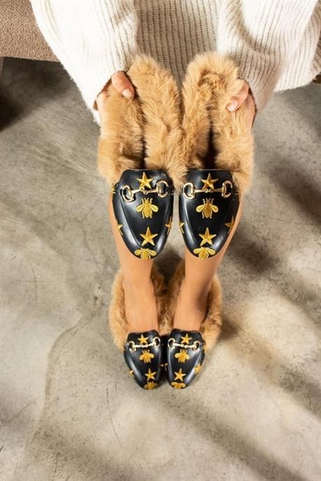 Kadın Siyah Kürklü Nakış Detaylı Loafer Ayakkabı Arbella