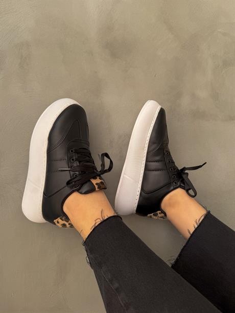 Kadın Sneaker Siyah Yüksek Taban Bağcıklı Spor Ayakkabı Leopar Desenli Azin