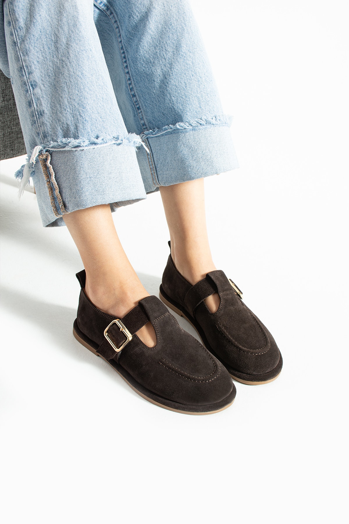 Cass Hakiki Deri Altın Ayarlanabilir Toka Detaylı Kadın Loafer- Kahve Hakiki Süet