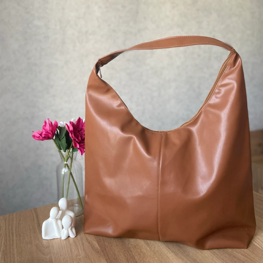 Taba Rengi Büyük Boy Omuz Çantası