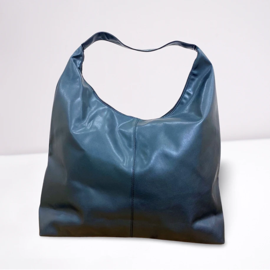 Siyah Büyük Boy Omuz Çantası