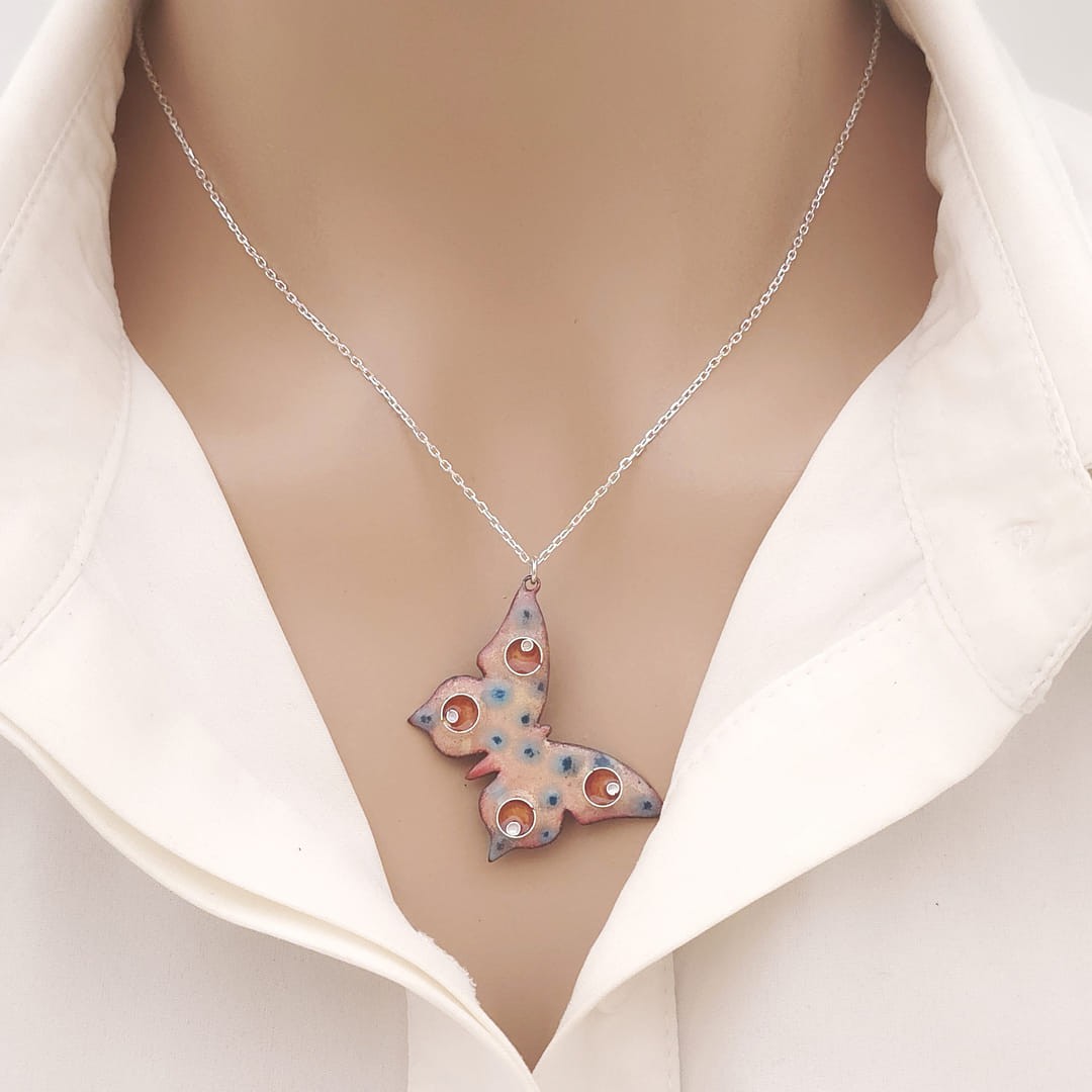 Cloisonné Kelebek Kolye Gümüş Zincirli