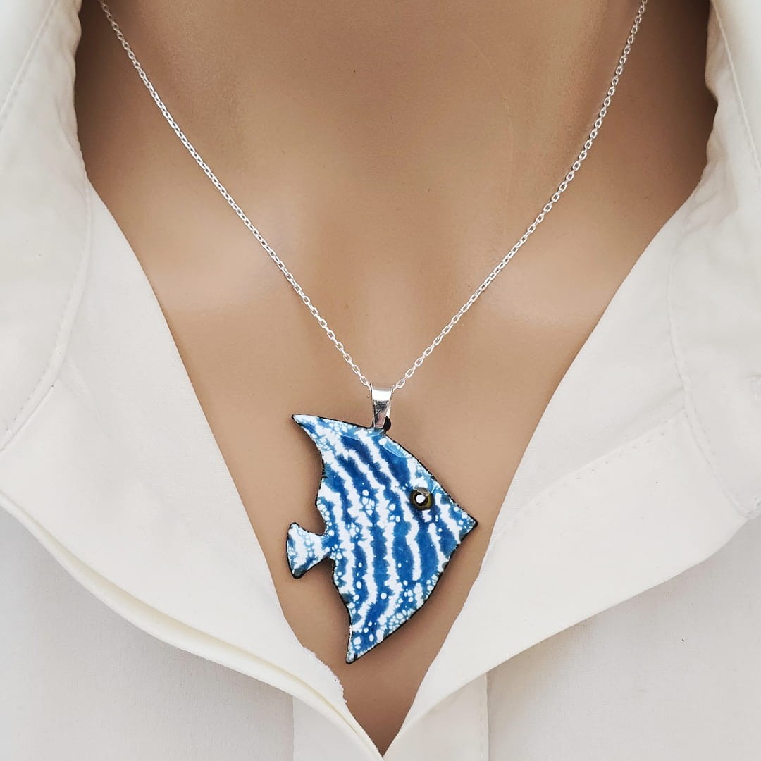 Cloisonné Coral Melek Balığı Kolye Gümüş Zincirli