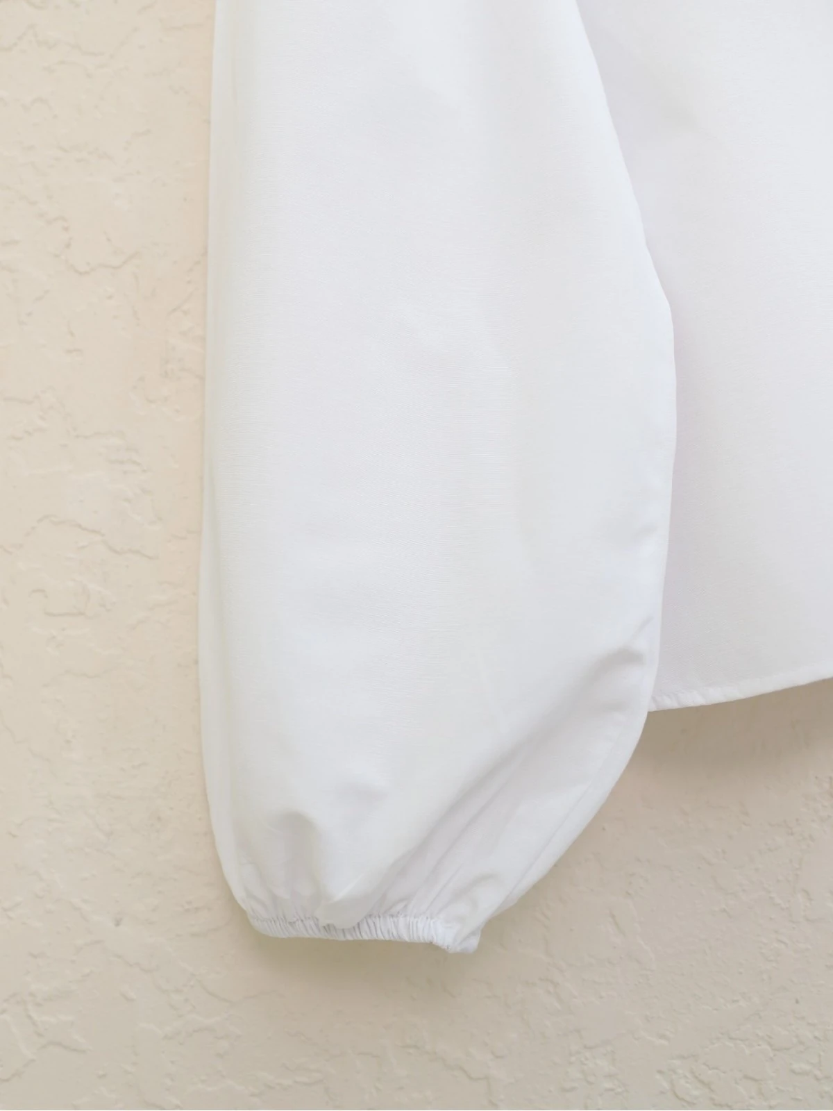 Önlük Yaka Bağlamalı Kolu Lastikli Gömlek -Beyaz