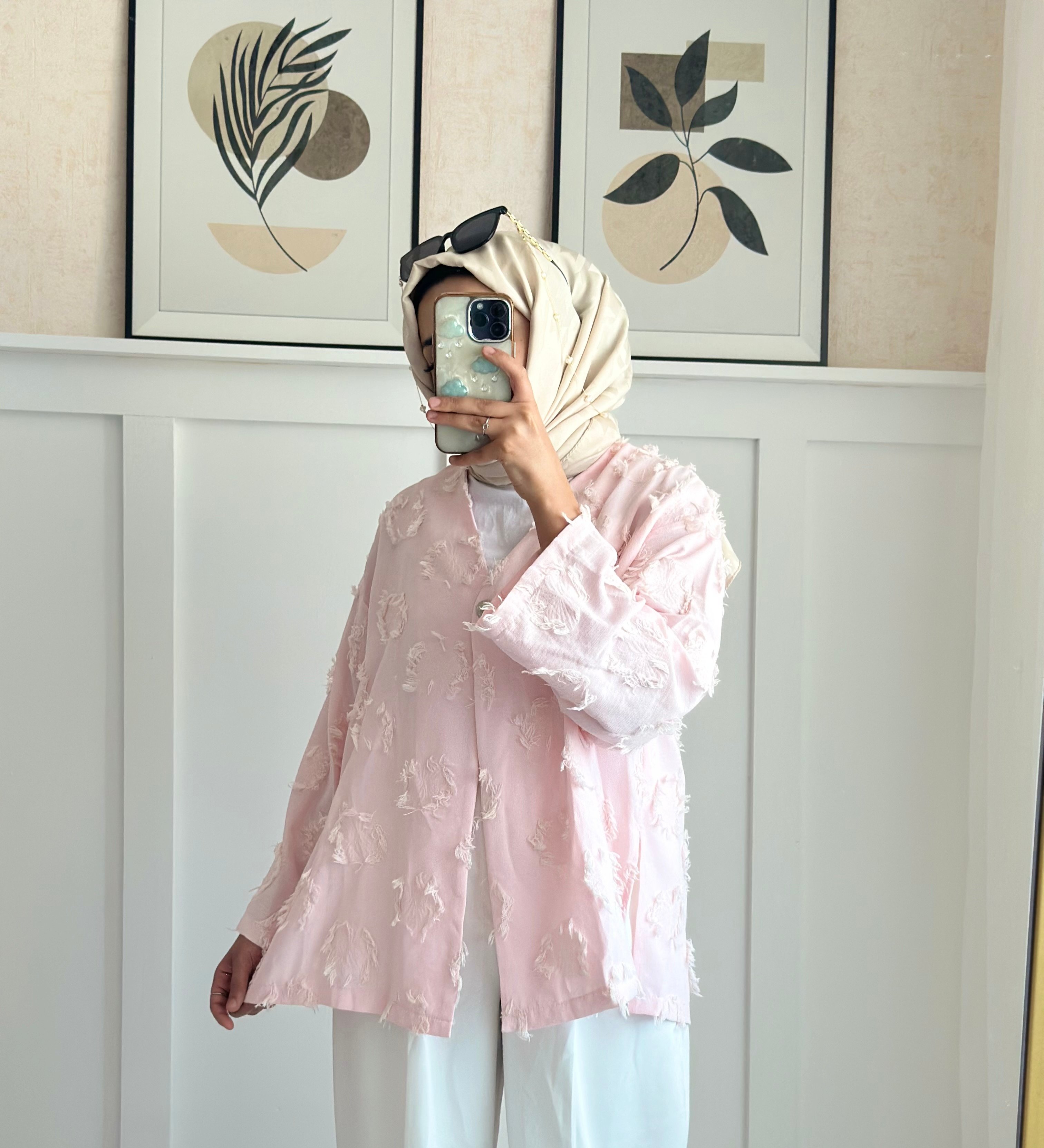 Tek Düğmeli Püskül Detaylı Yırtmaçlı Kimono -Pudra
