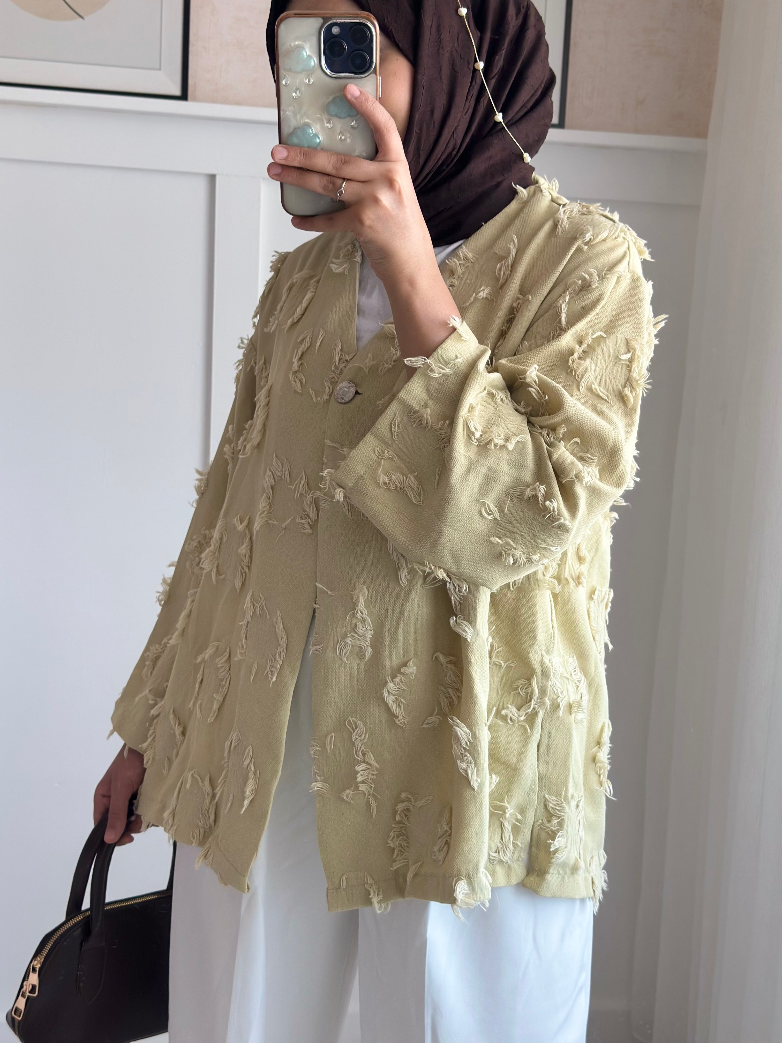 Tek Düğmeli Püskül Detaylı Yırtmaçlı Kimono -Yağ Yeşili