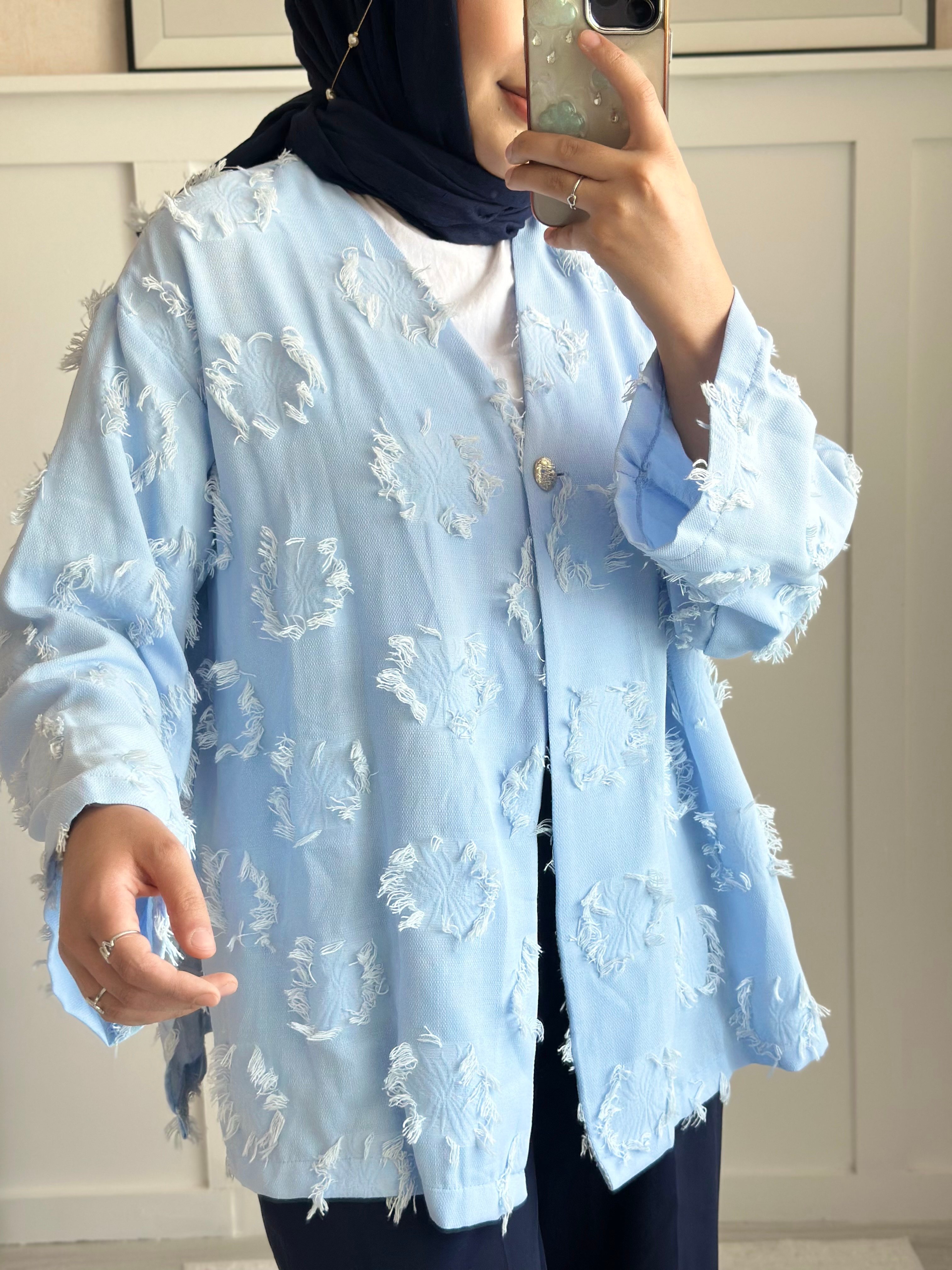 Tek Düğmeli Püskül Detaylı Yırtmaçlı Kimono -Mavi